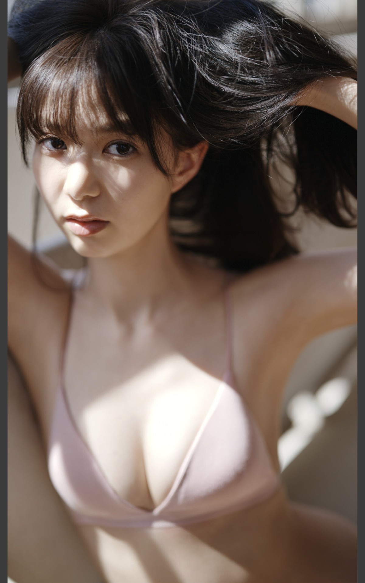 Weekly Photobook 2022 04 25 Riko Matsudaira 松平璃子 8 Head Body With Micro Small Face 0004 1782252976.jpg