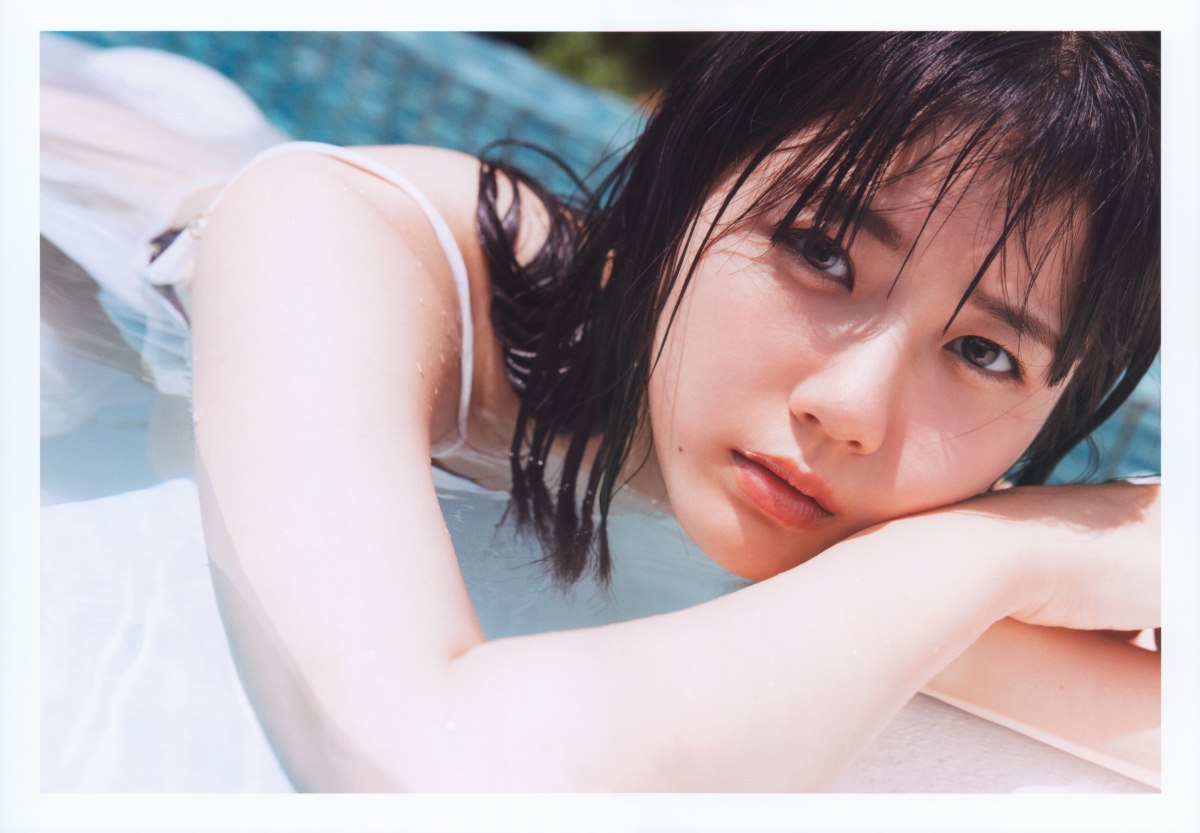 Photobook 2021 09 22 Takino Yumiko 瀧野由美子 1st Photobook I Dont Know You Yet Bonus 0069 8447488701.jpg