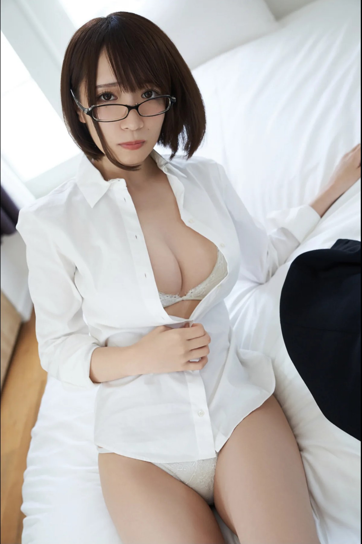 FRIDAYデジタル写真集 Airi Shimizu 清水あいり Too Erotic Body Vol 3 0017 8533469953.jpg