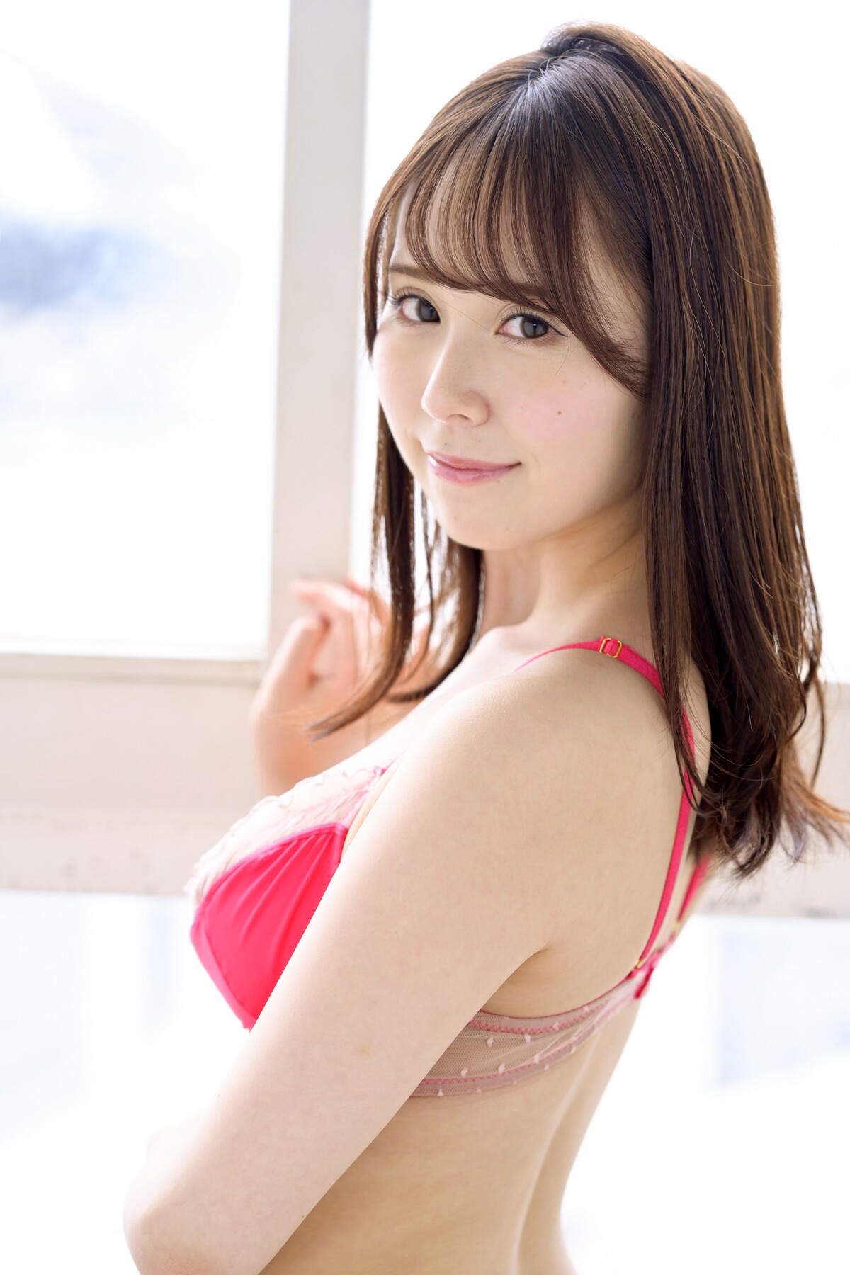 Photobook 2021 04 09 Minamo Nagase 永瀬みなも Adherence 0002 3801098622.jpg