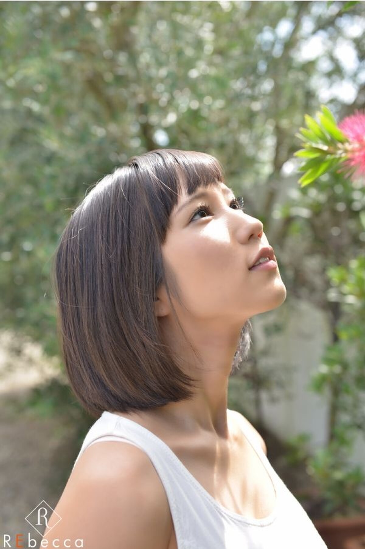 Photobook Riku Minato 湊莉久 Fascinating Short Hair Girls 0001 7310343584.jpg