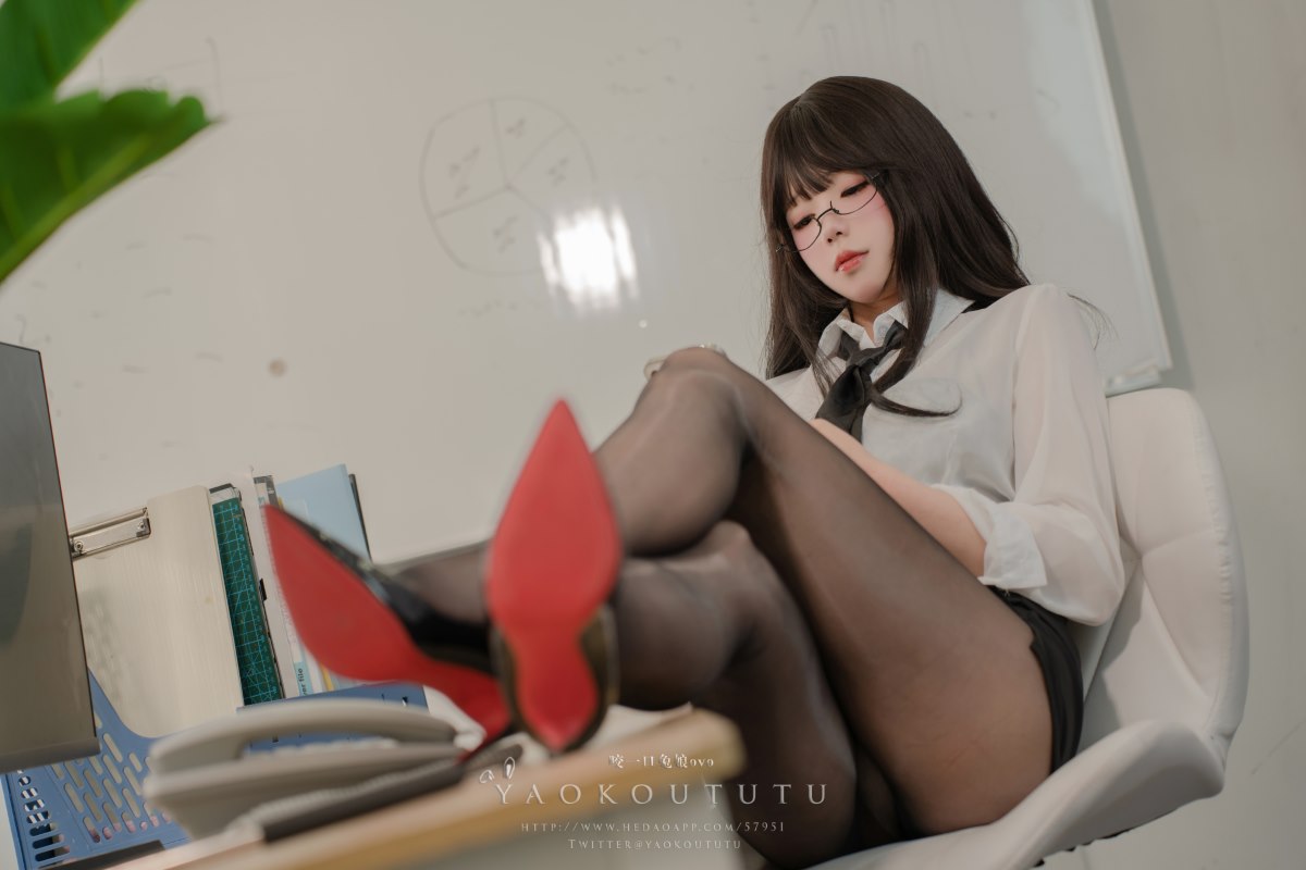 Coser@黏黏团子兔 老板发现的秘密 0006 9671017568.jpg