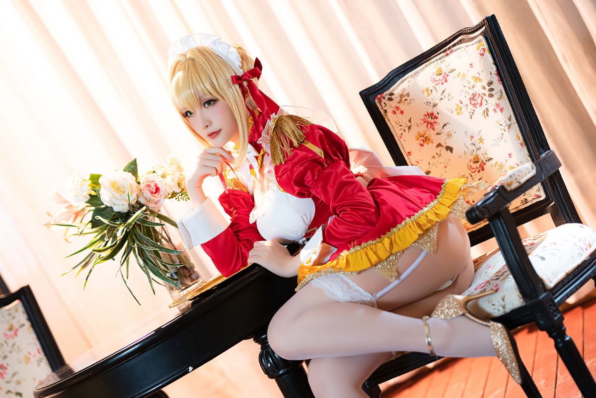 Coser@星之迟迟Hoshilily Nero Claudius maid FGO 0007 8451916813.jpg