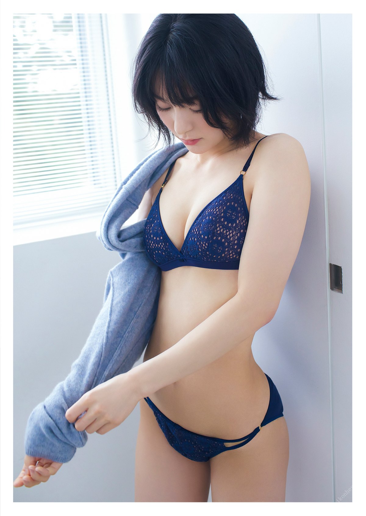 Digital limited YJ PHOTO BOOK 2023 02 22 Momoko Nitta 新田桃子 New Age 0045 6545190989.jpg