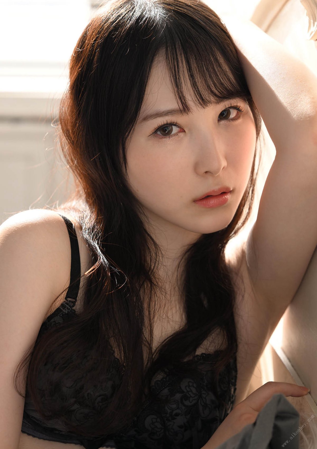 GOT Nude PhotoBook 2023 05 12 Jun Kasui 香水じゅん Drop Drop A 0030 1865479347.jpg