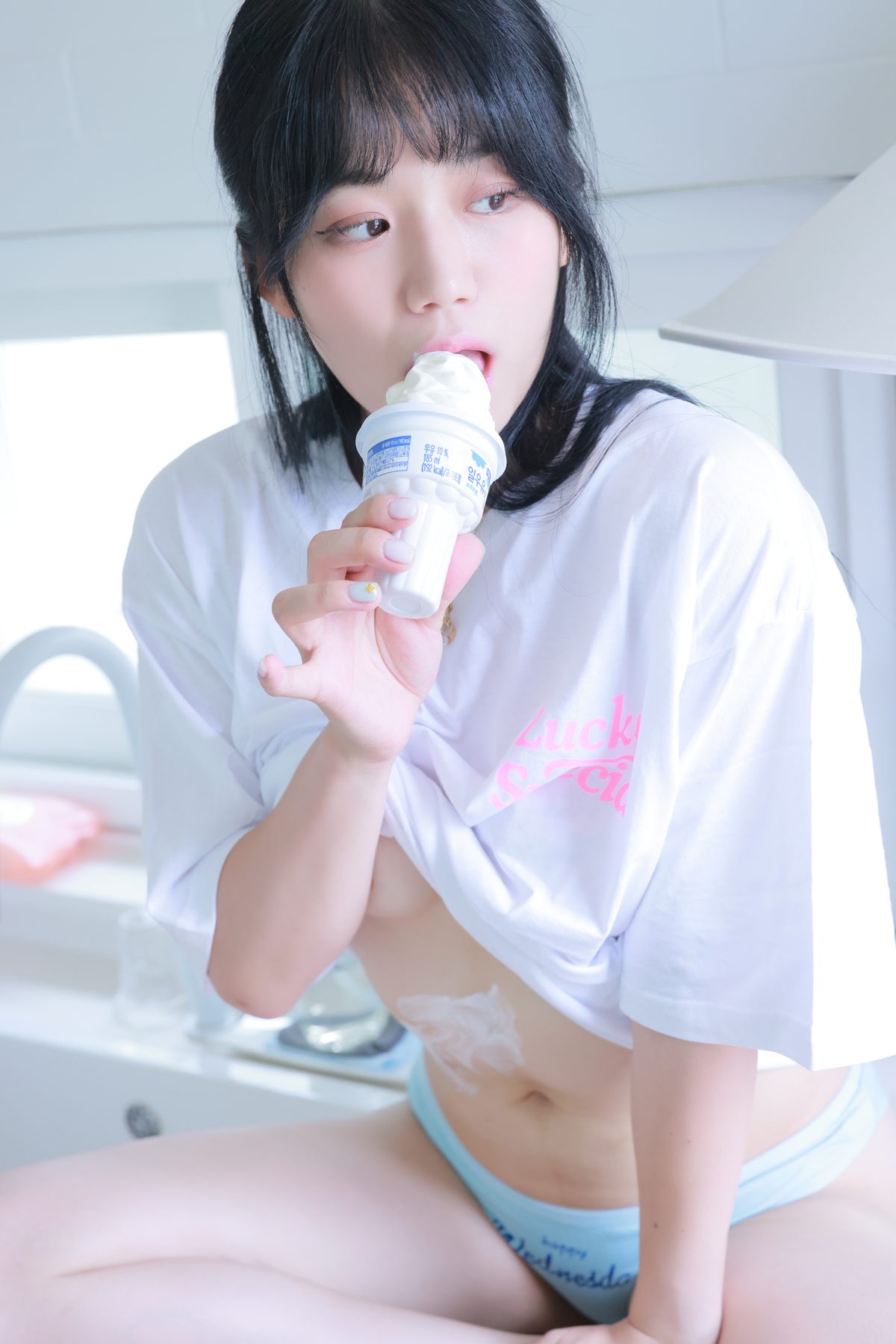 SWEETHEBE CREAM YUI Vol 18 A 0065 1082105004.jpg