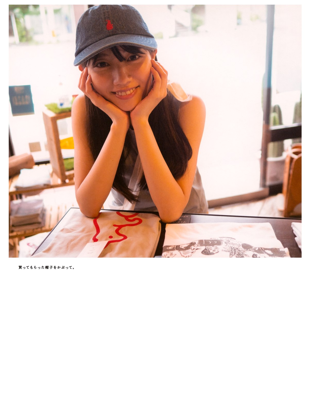 Photobook 2022 03 01 Hina Kawata 河田陽菜 1st Photobook Order Of Memories A 0049 5502429104.jpg