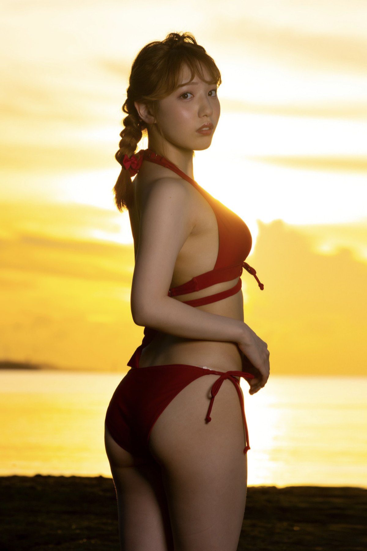 Photobook 2022 10 21 Hana Shirato 白桃はな Gravure Photobook From Now On 0100 8771242022.jpg