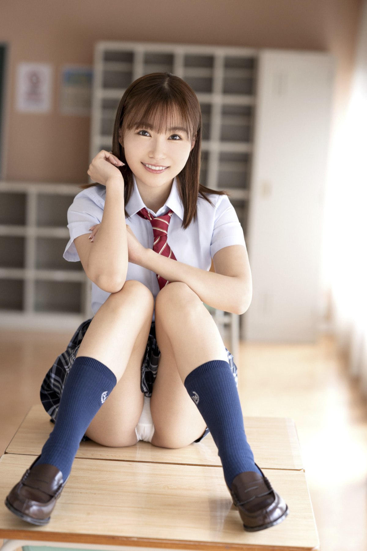 Photobook Asuna Kawai 河合あすな Gravure Photobook Aoharu 0013 0626823465.jpg