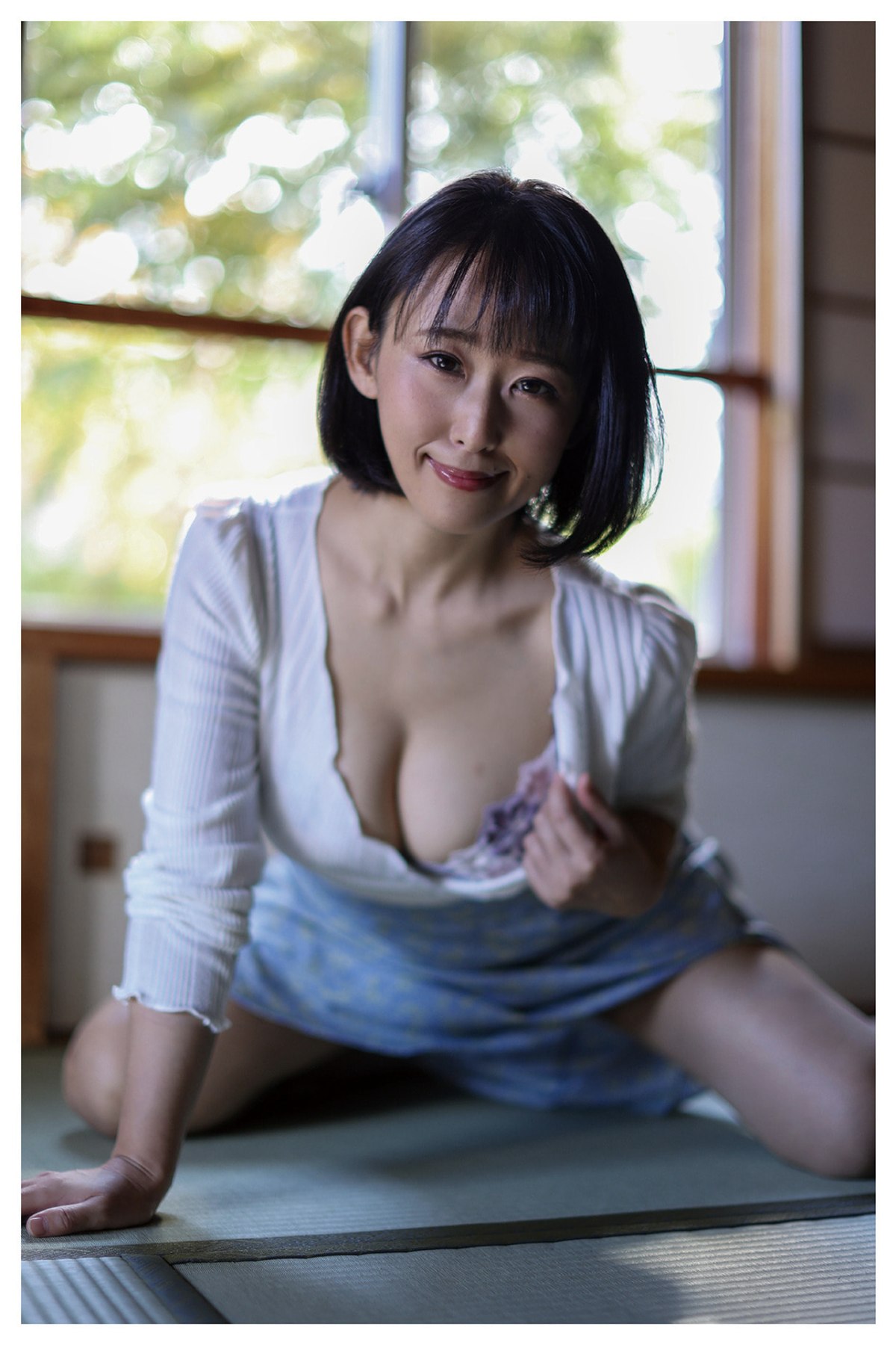 Photobook Hotaru Kaino 海埜ほたる Illuminated By Fireflies 0016 1225441073.jpg