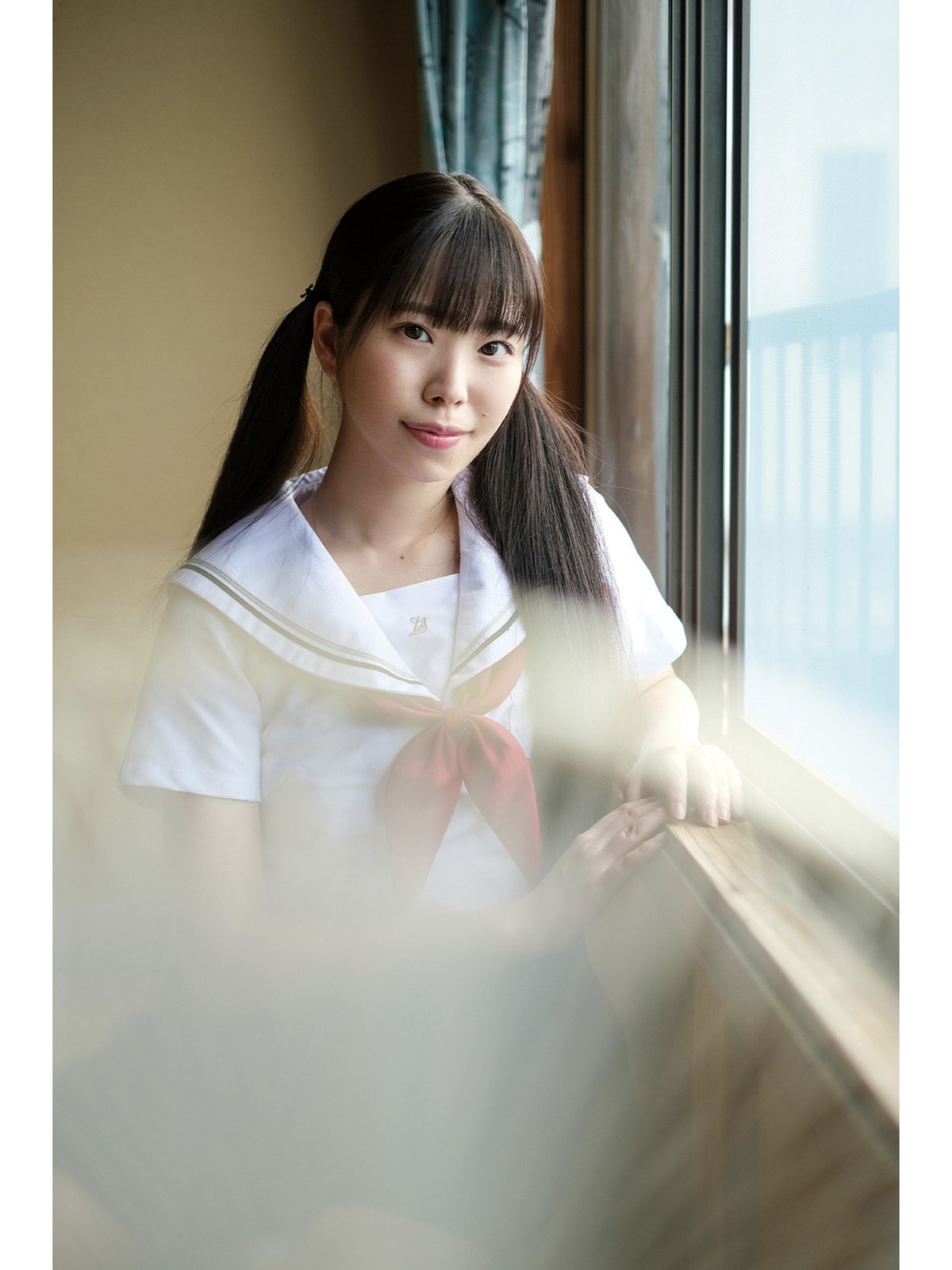 Photobook Kozue Minami 美波こづえ Sound Of Waves 0038 0716402686.jpg