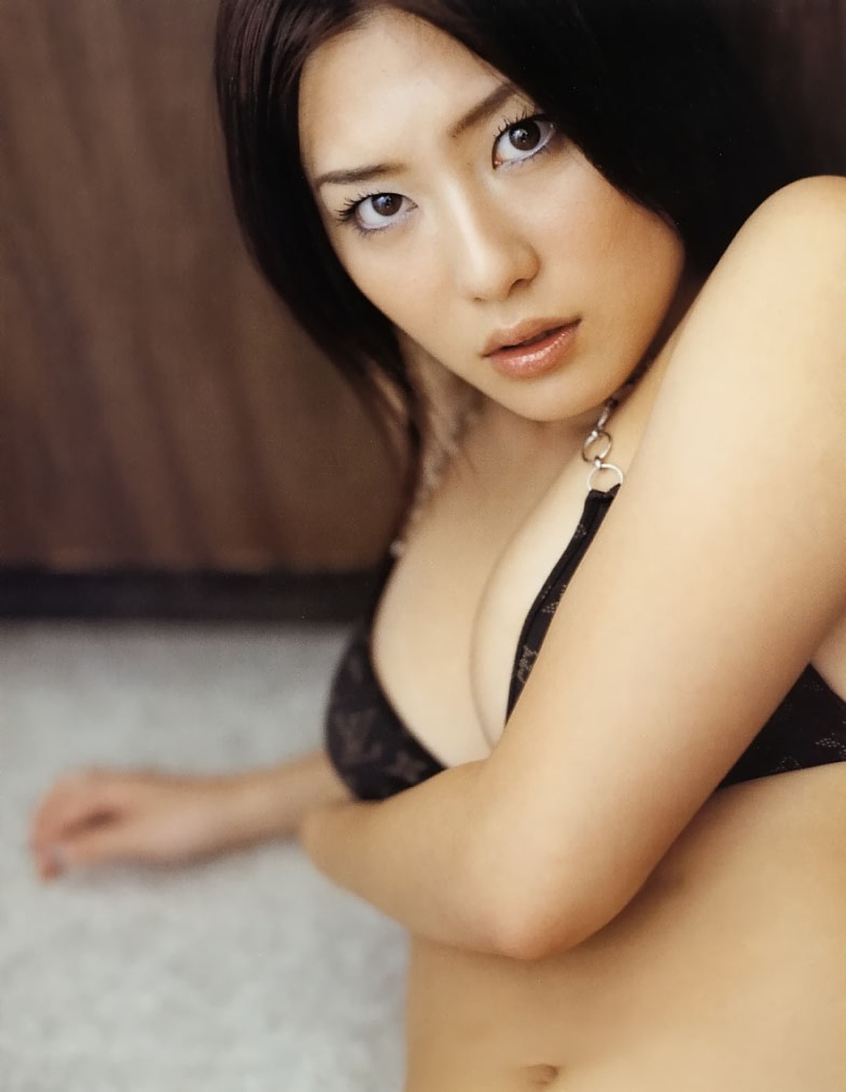 Photobook Haruna Yabuki 矢吹春奈 PRIVATE BEACH 0075 2908316094.jpg