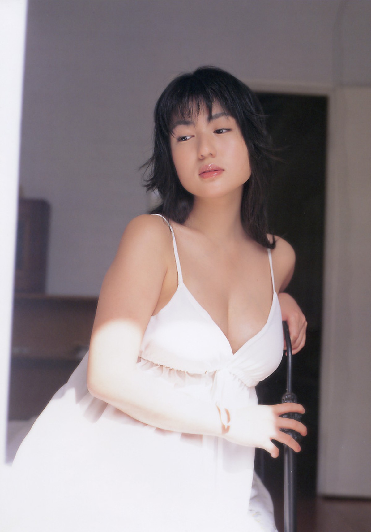 Photobook Takizawa Nonami 滝沢乃南 Hello Everyone 0059 4296136327.jpg