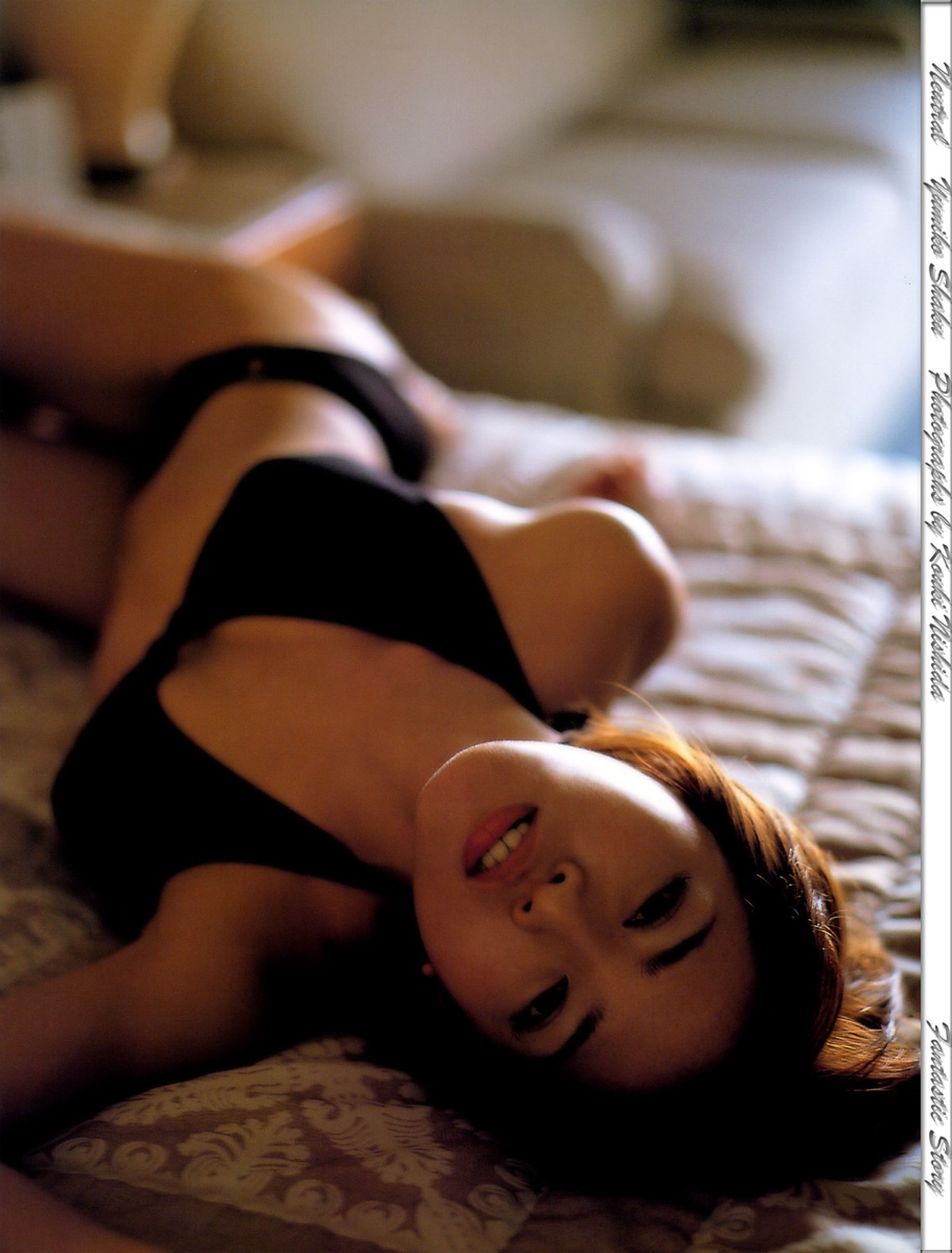 Photobook Yumiko Shaku 釈由美子 Neutral 0089 8472435219.jpg