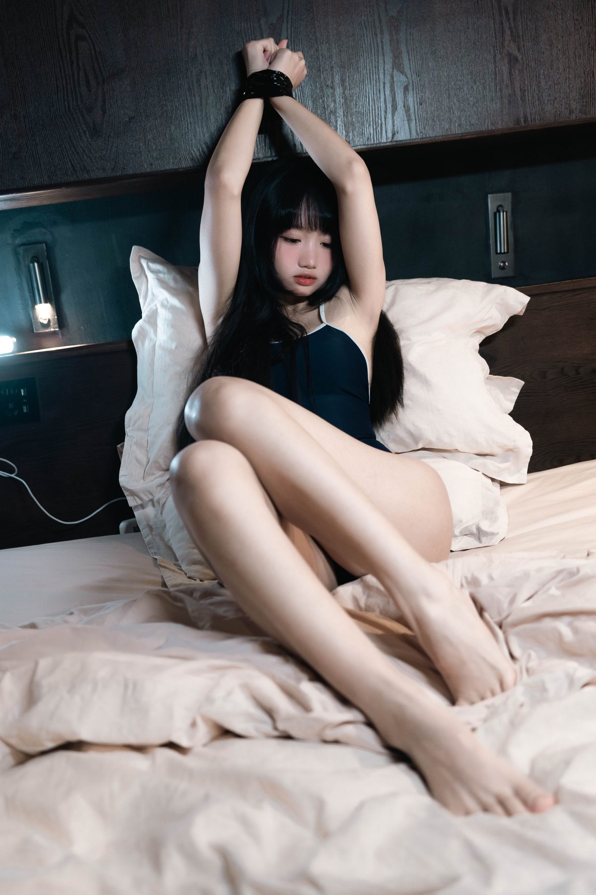 Coser@柒柒要乖哦 白丝死库水 A 0049 2483855715.jpg