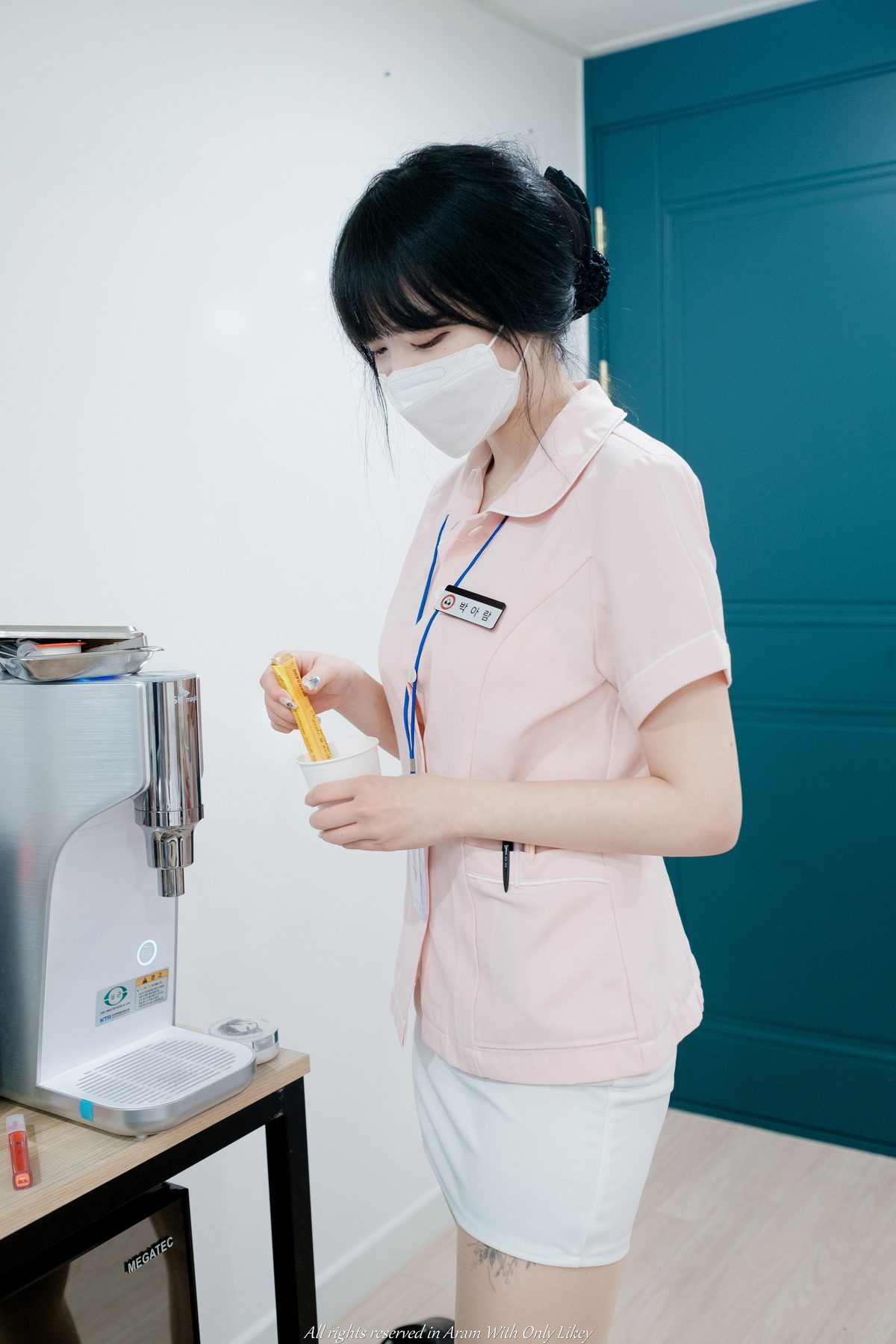 LIKEY Aram 아람 A Urologist Nurse 0020 9290363048.jpg