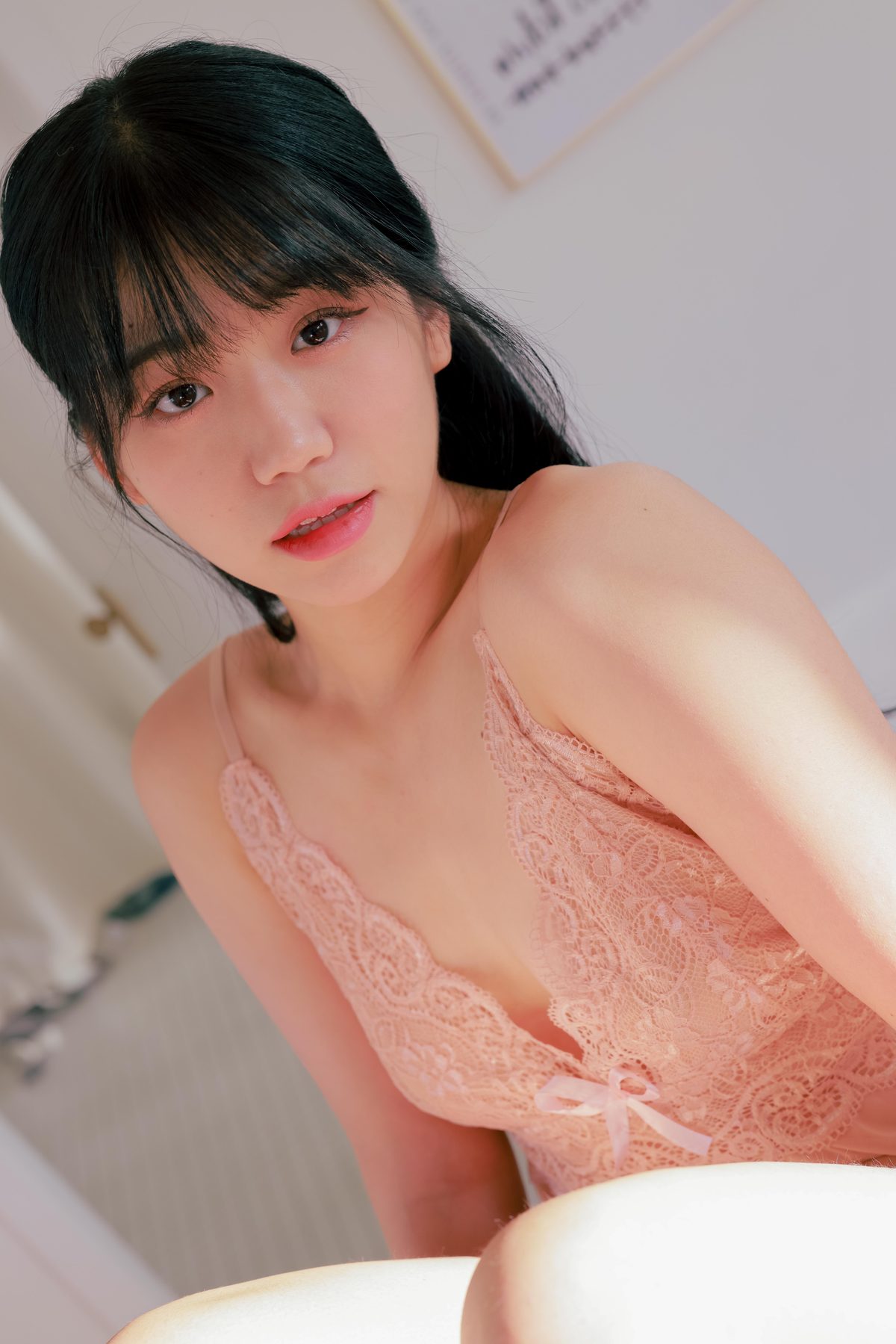 SWEETHB Vol 22 Seethrough YUI 0046 3372591786.jpg