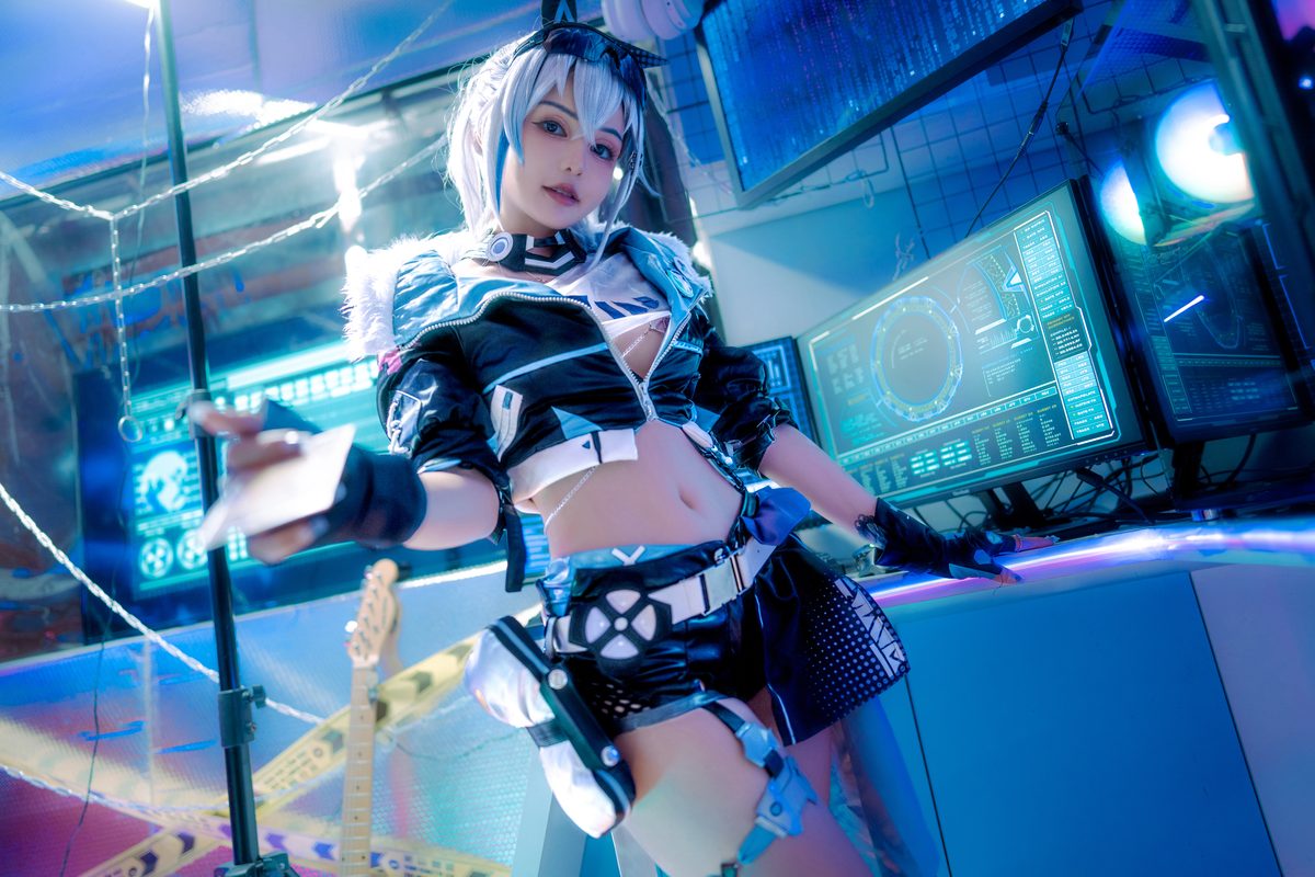 Coser@Joyce Lin Silver Wolf 0045 2102831916.jpg