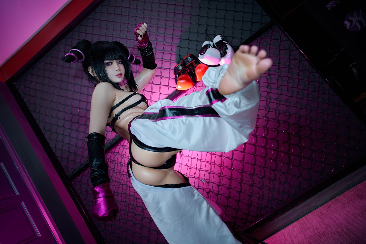 Coser@ZinieQ Juri Han 0005 4436467029.jpg