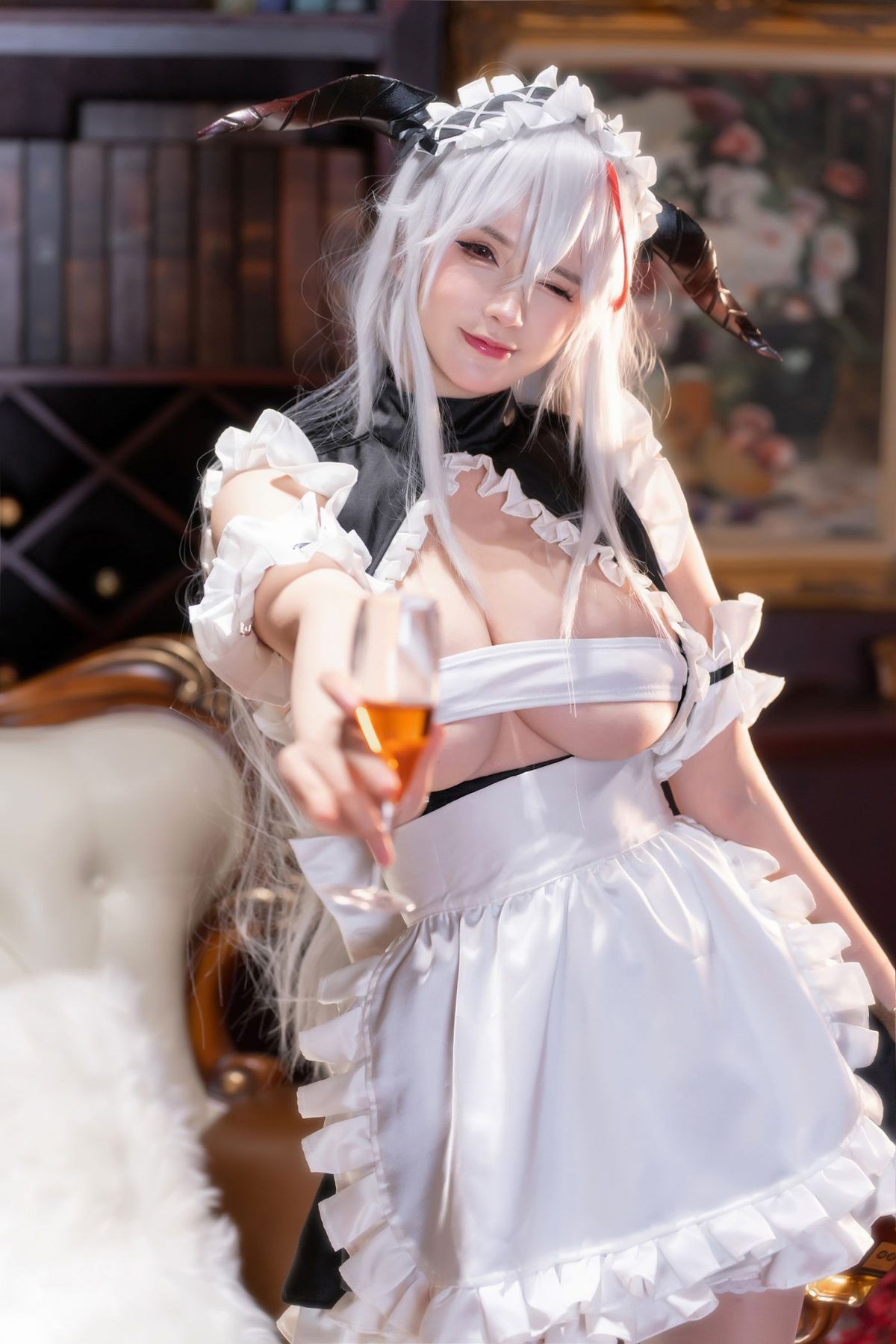 Coser@前羽_rr 埃吉尔女仆 0002 8716201001.jpg