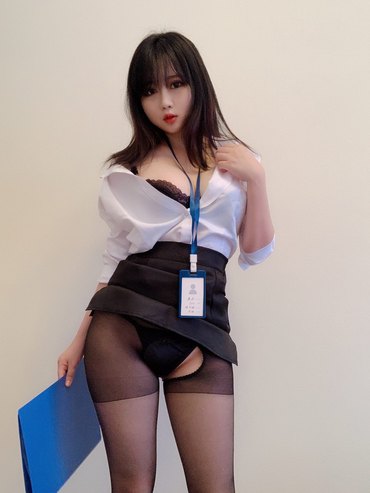 Coser@蜜桃少女是依酱呀 黑丝制服 0012 1219960999.jpg