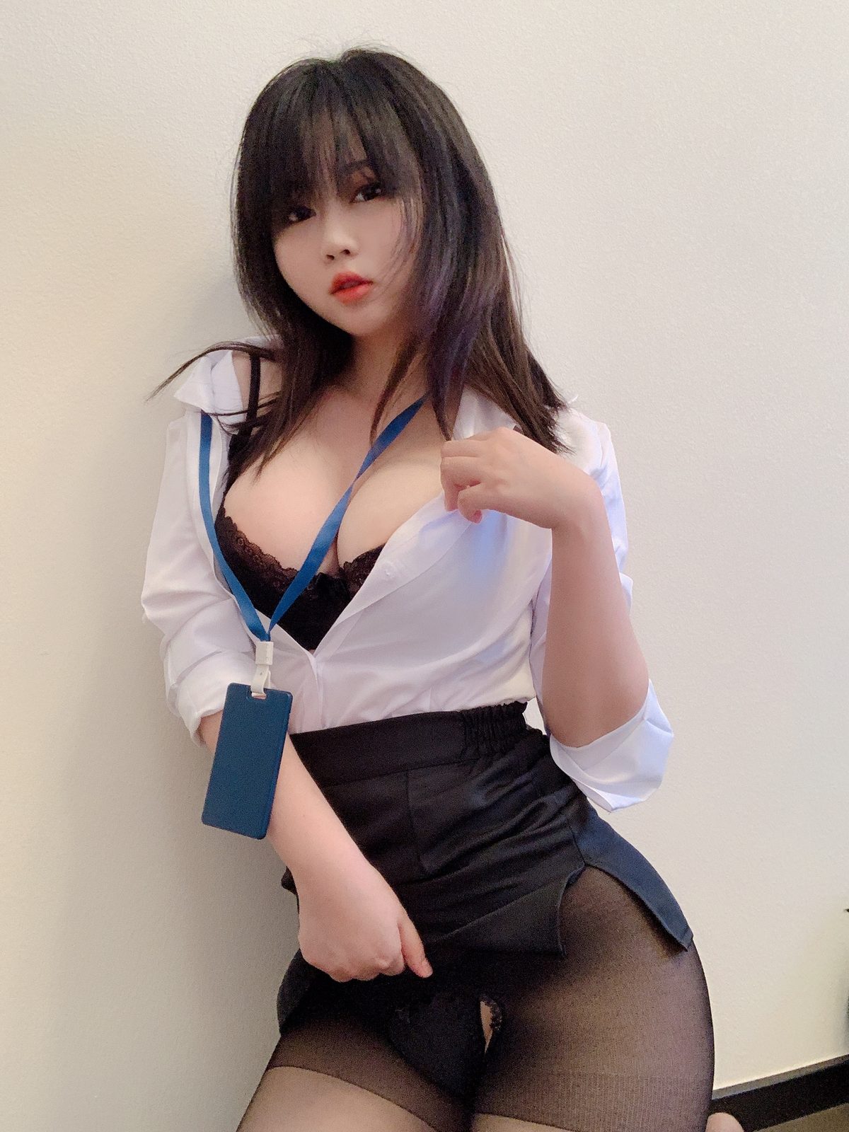 Coser@蜜桃少女是依酱呀 黑丝制服 0017 4542351840.jpg