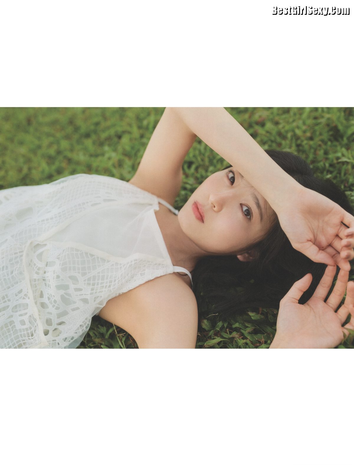 Graduation Commemorative Photobook Seira Hayakawa 早川聖来 See You Someday A 0043 5644698696.jpg