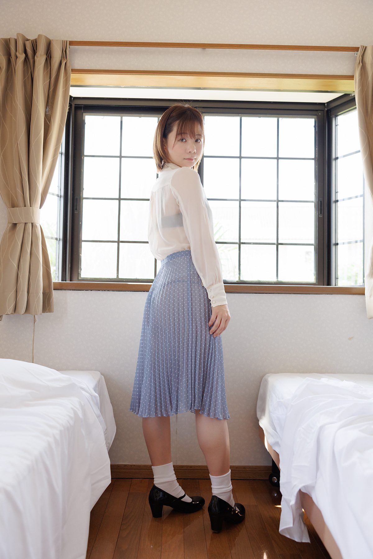 Minisuka tv MANA 真奈 Limited Gallery 3 Set 3 1 0008 5172518231.jpg