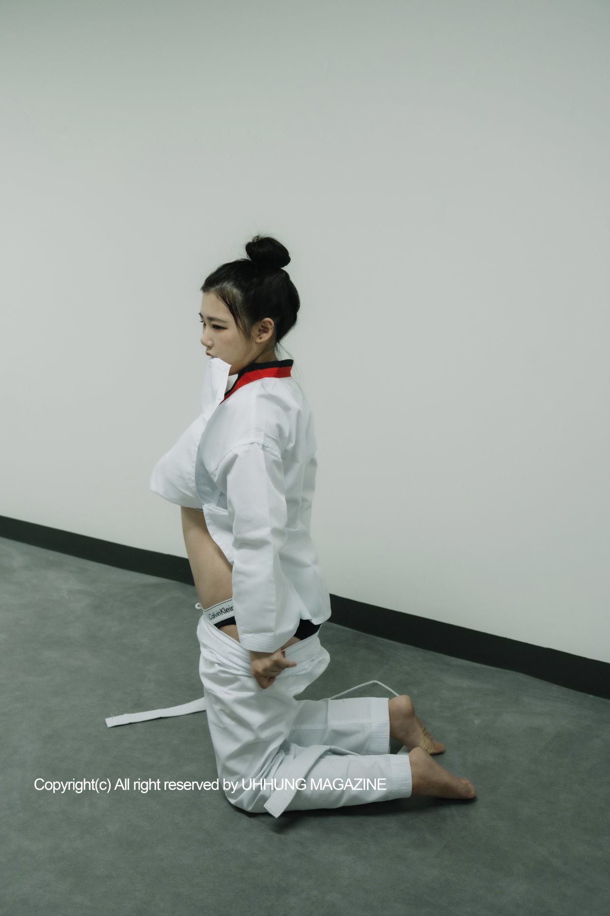 UHHUNG MAGAZINE Jenn Vol 1 Taekwondo Part1 0048 6698722189.jpg