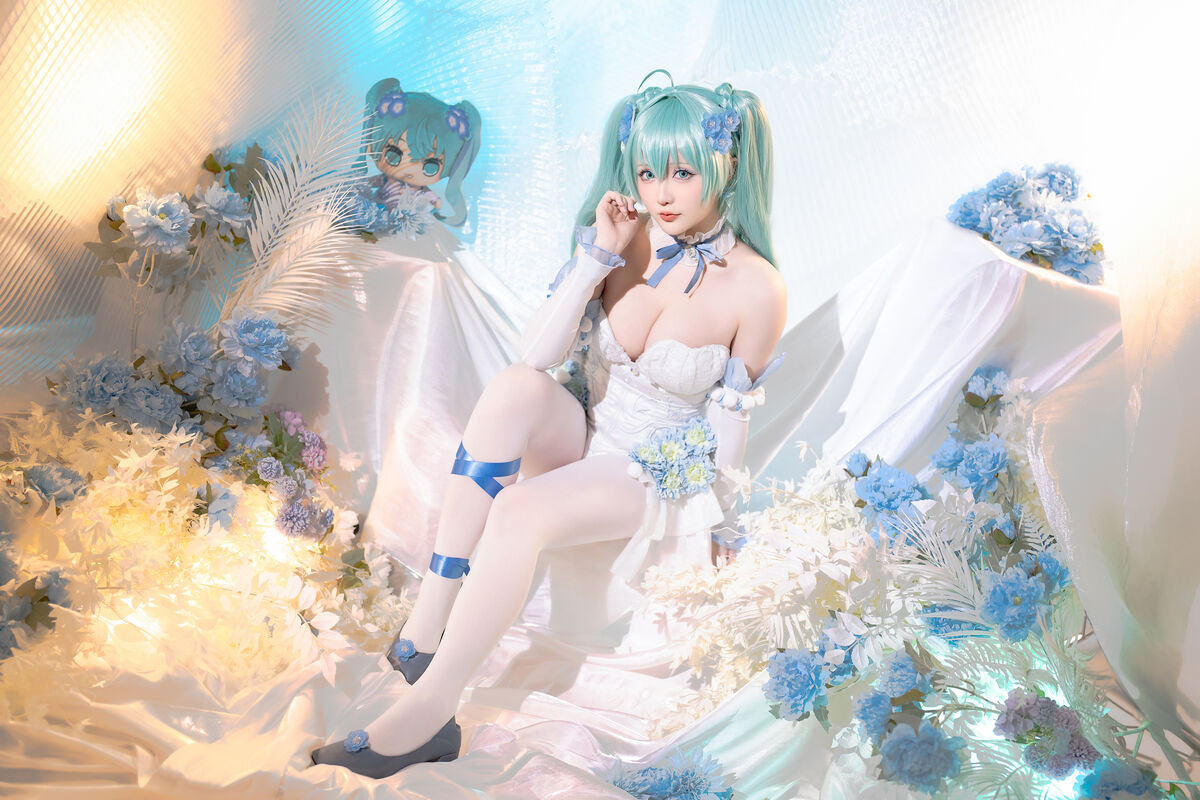 Coser@星之迟迟Hoshilily 2024年02月计划A 初音未来 粉蝶花精灵 0003 2528569100.jpg