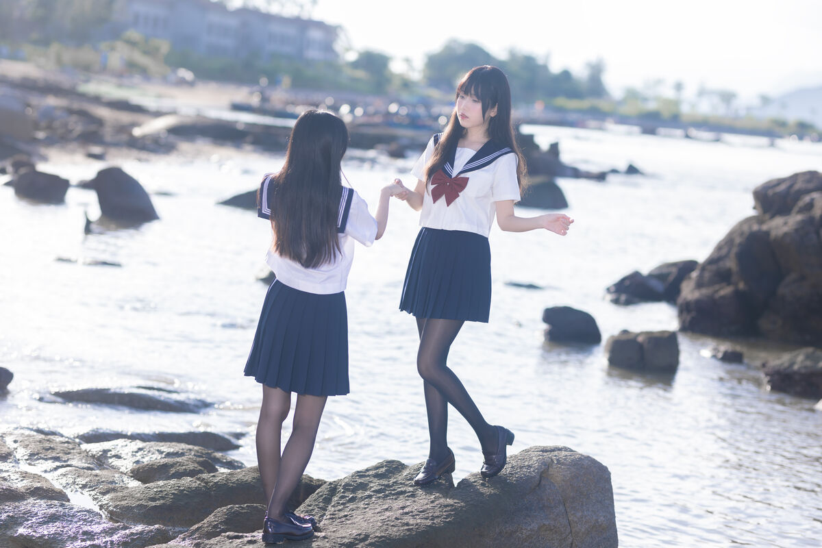 Coser@不呆猫 And 三無人型 水手服百合黑丝 0050 6020444961.jpg