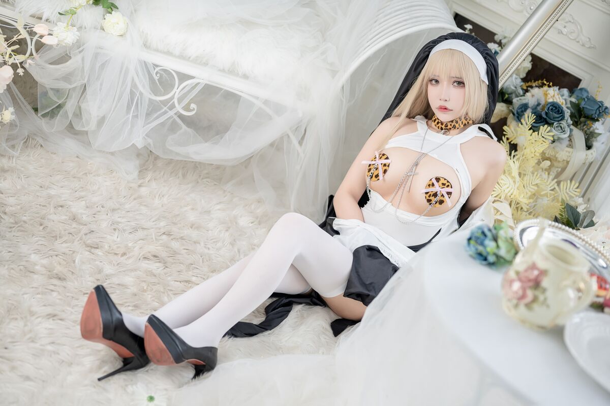 Coser@抱走莫子aa Baozoumoziaa Birthday Special Nun 生日特辑 修女 0035 1303699500.jpg