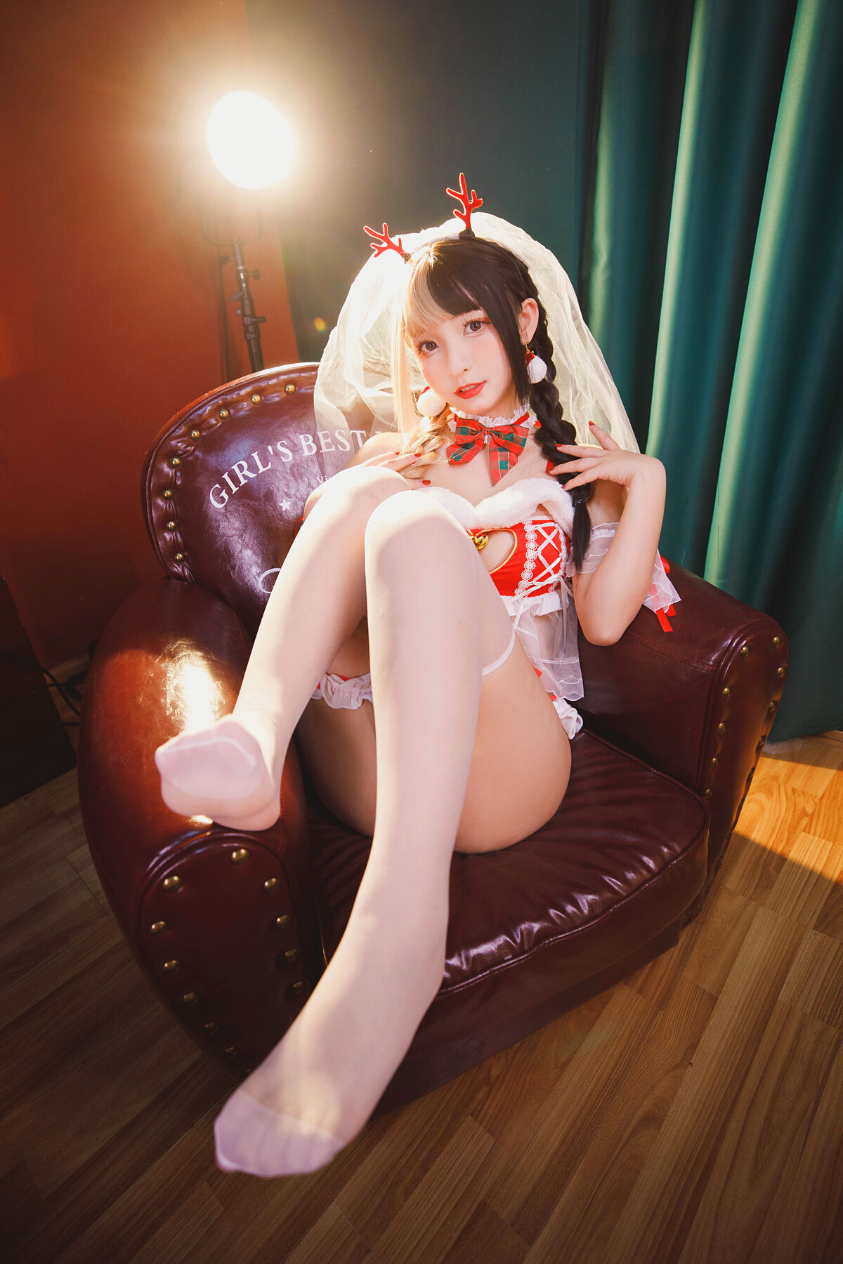 Coser@神楽坂真冬 Vol 074 绝对企画 圣诞小鹿 鹿の恩返し Part2 0029 0483605149.jpg