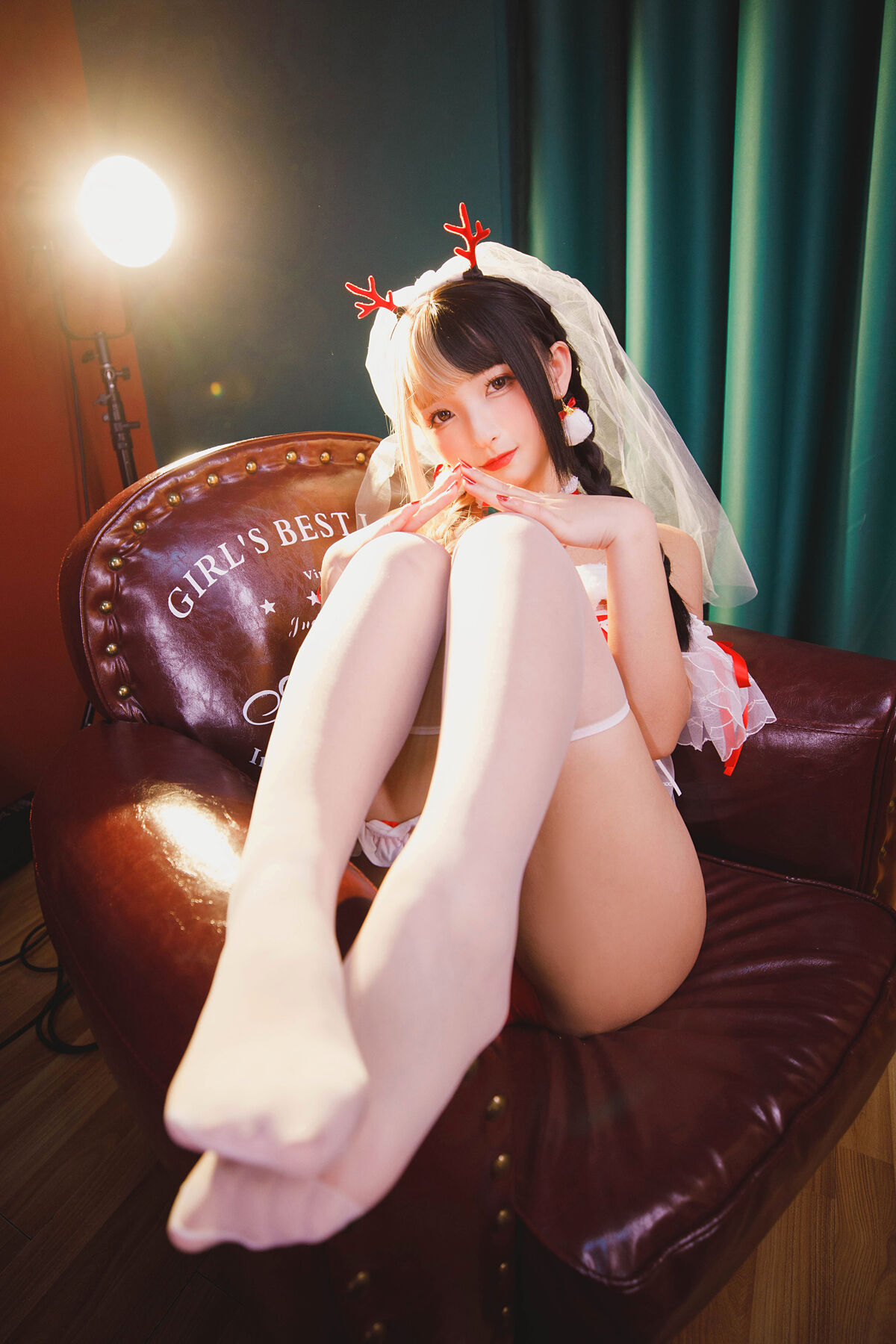 Coser@神楽坂真冬 Vol 074 绝对企画 圣诞小鹿 鹿の恩返し Part2 0040 1946653755.jpg