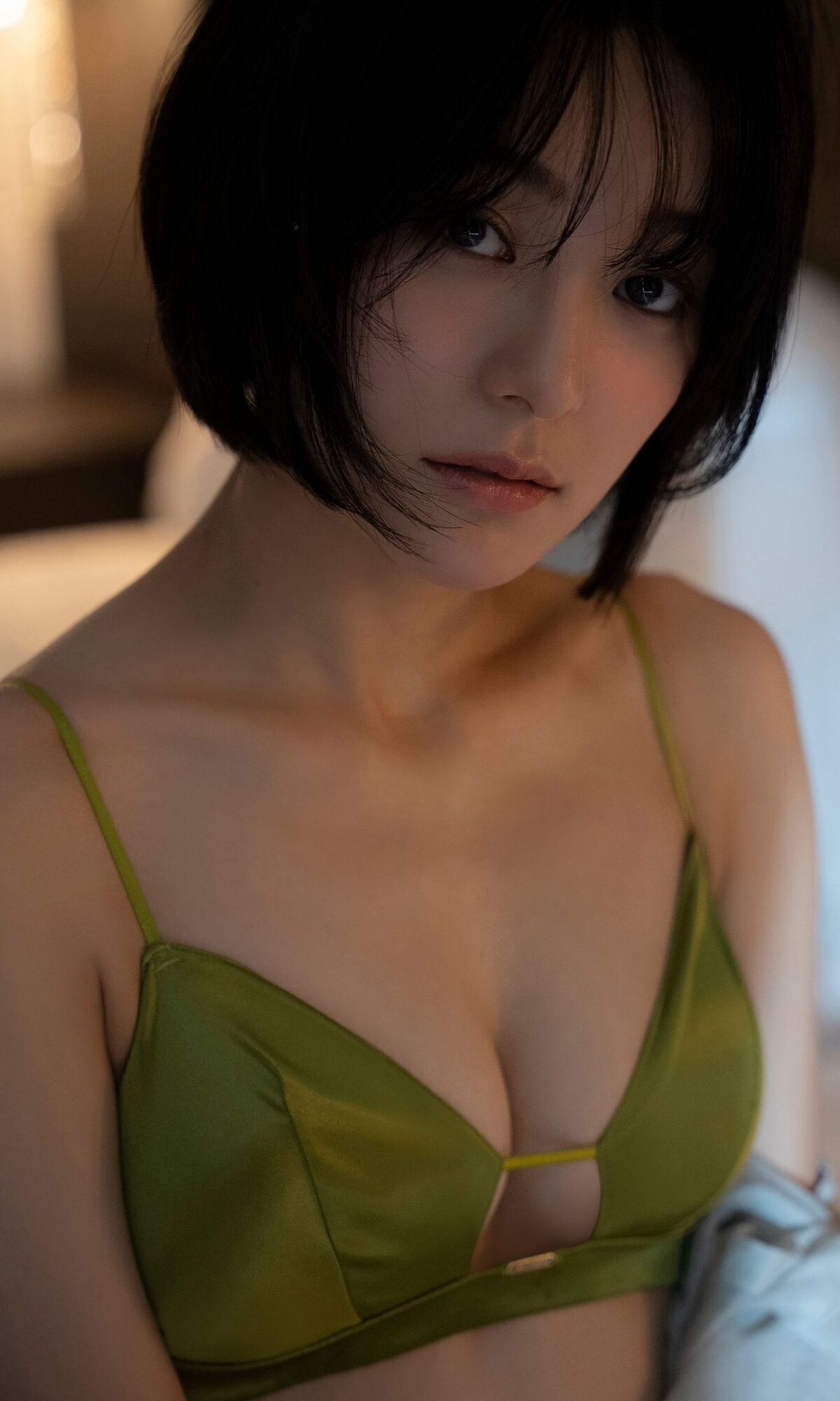 Digital Limited Momoko Arata 新田桃子 Donbra Actress Playing Three Roles First Gravure 0010 4365929635.jpg