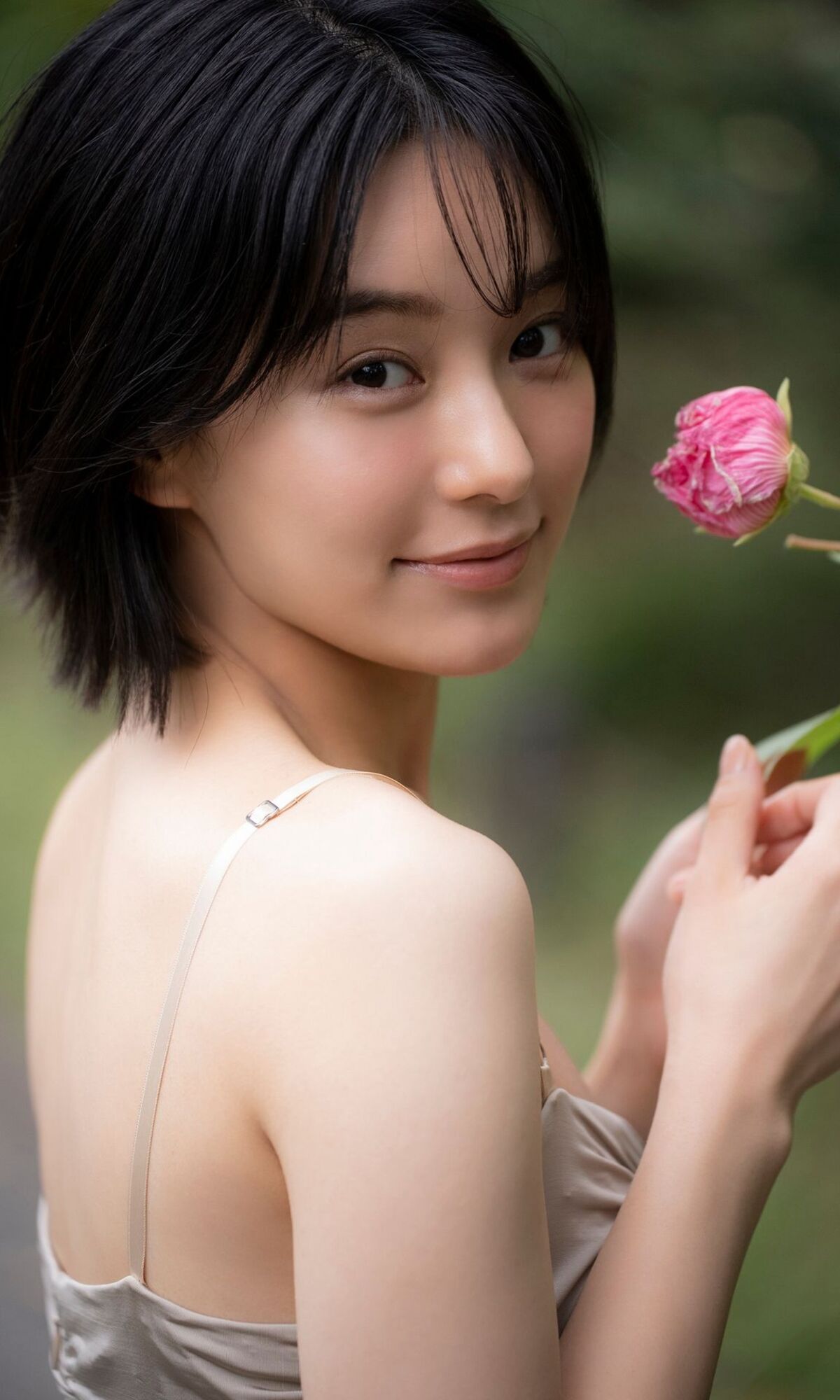 Digital Limited Momoko Arata 新田桃子 Donbra Actress Playing Three Roles First Gravure 0016 9411883631.jpg