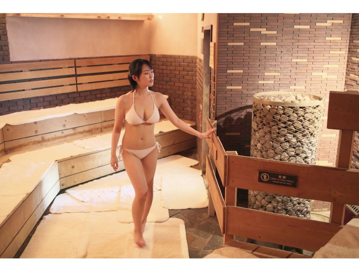 Gravure Idol Sauna Club Oshino Sara おしの沙羅 0016 2464581509.jpg