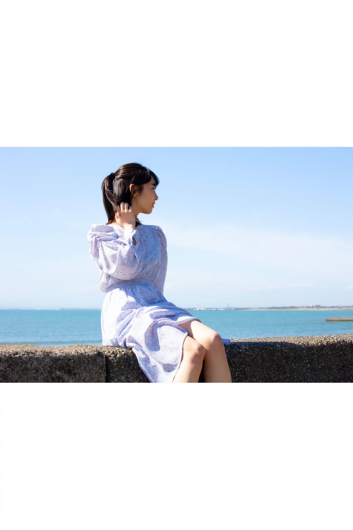 Photobook Umi Oikawa 及川うみ Drowning In The Sea 0004 9361670536.jpg