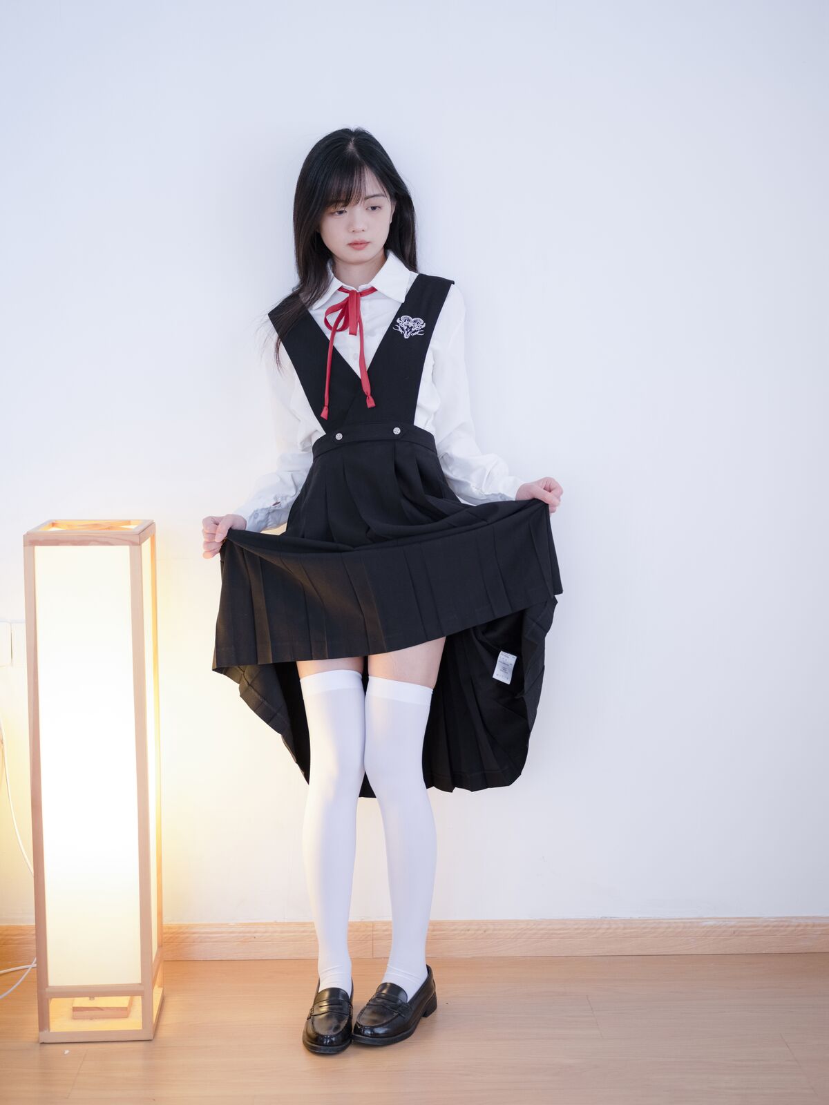 Coser@少女秩序 晞可 束缚衣白虎极品嫩妹 Part1 0048 8953445492.jpg