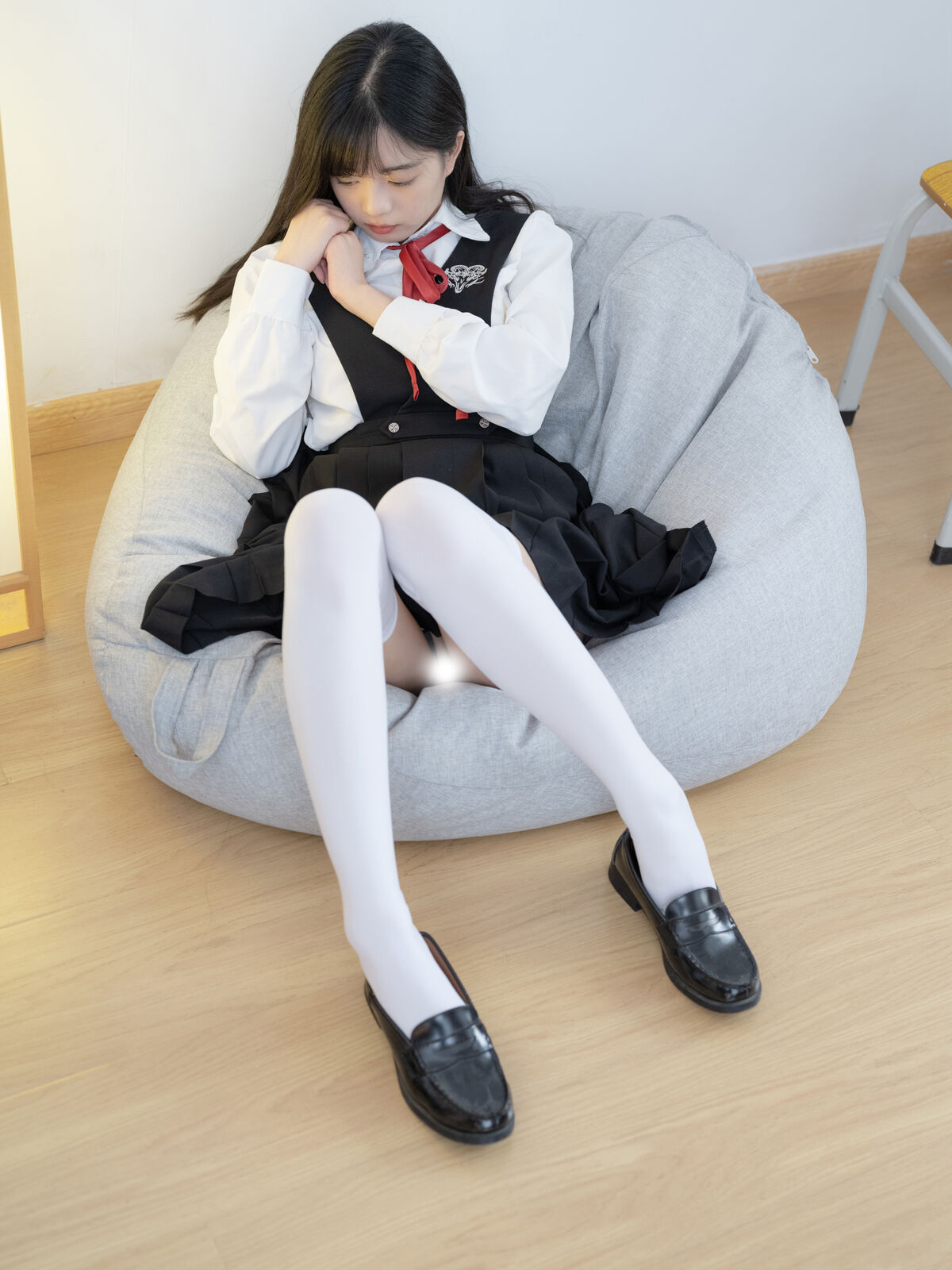 Coser@少女秩序 晞可 束缚衣白虎极品嫩妹 Part1 0057 4952644713.jpg