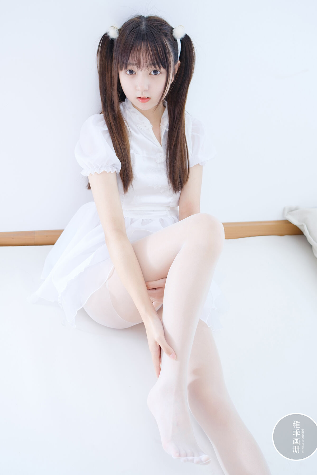 Coser@稚乖画册 – 新堂01 团子