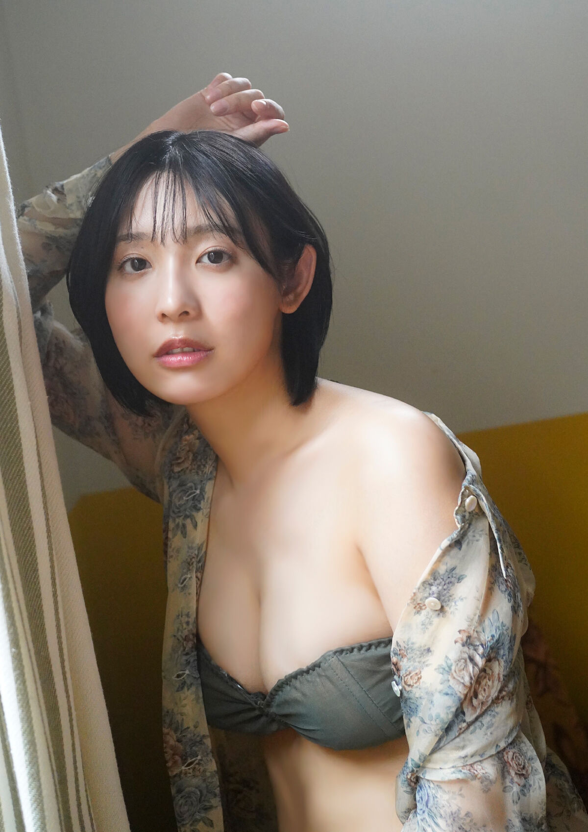 Photobook 2024 05 24 Mio Minato 水湊みお 君の心を撮りたいんだPart 2 水湊みおの場合 STRiKE DIGITAL PHOTOBOOK 055 0002 4282347097.jpg