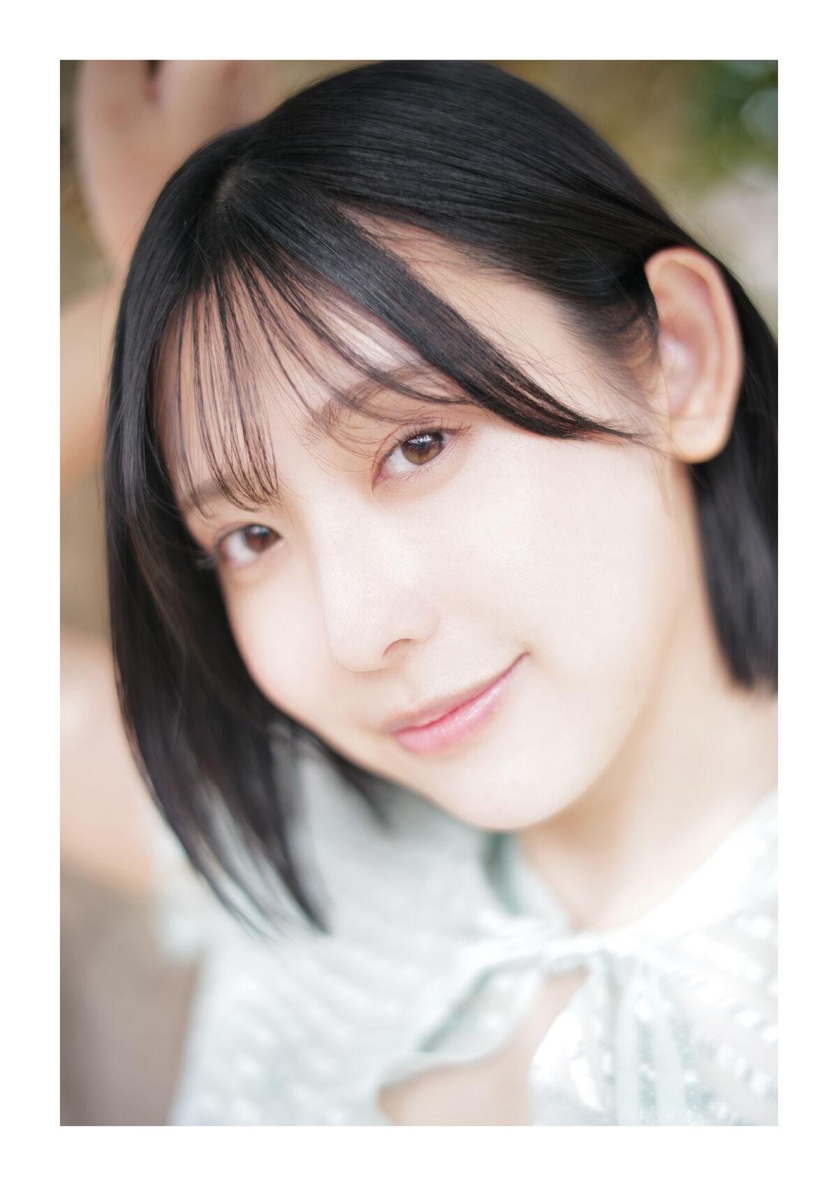 Photobook 2024 05 24 Mio Minato 水湊みお 君の心を撮りたいんだPart 2 水湊みおの場合 STRiKE DIGITAL PHOTOBOOK 055 0016 9377990203.jpg