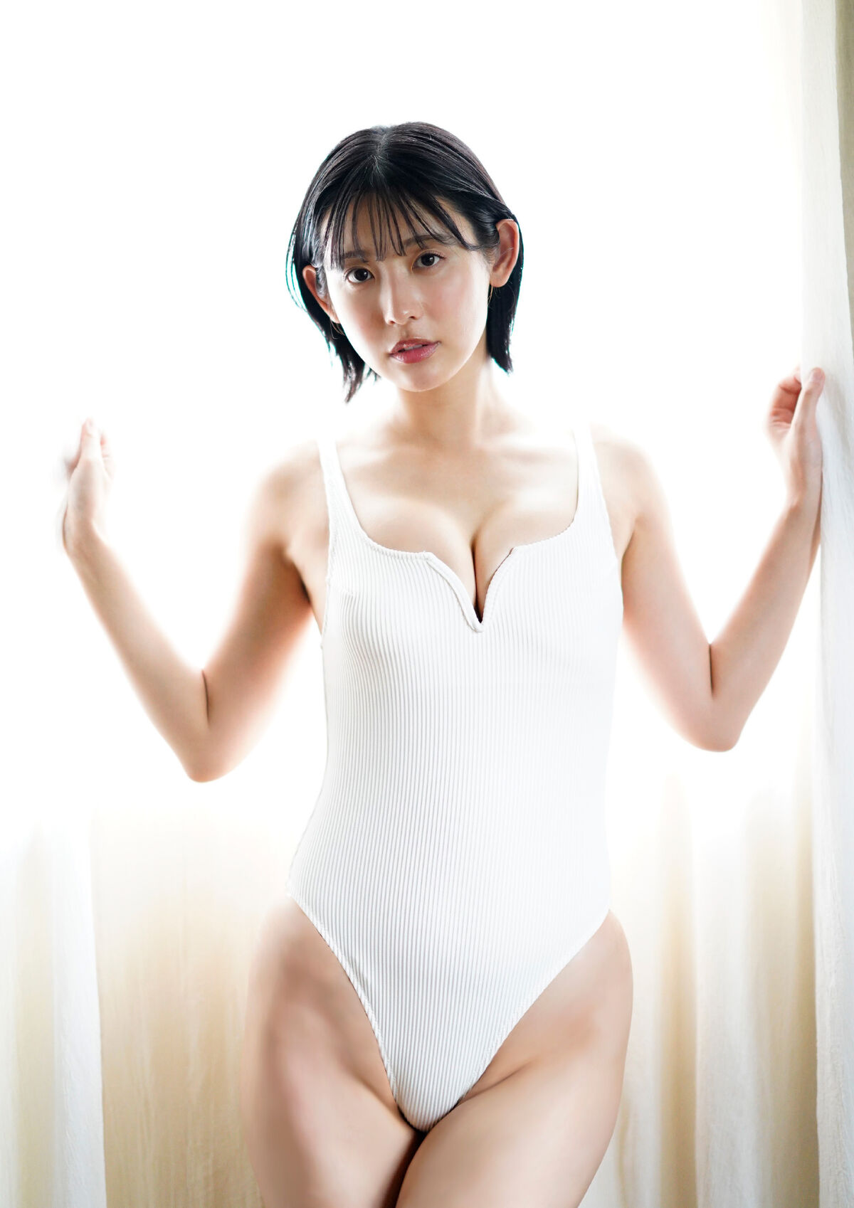 Photobook 2024 05 24 Mio Minato 水湊みお 君の心を撮りたいんだPart 2 水湊みおの場合 STRiKE DIGITAL PHOTOBOOK 055 0040 7710372262.jpg