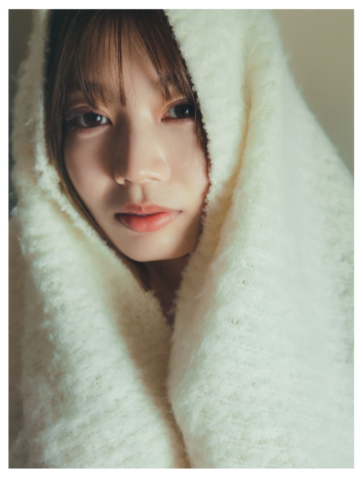 Photobook 2024 06 18 日向坂46 Ayaka Takamoto 高本彩花 1st写真集 僕の記憶の中で Part2 0017 6422191569.jpg