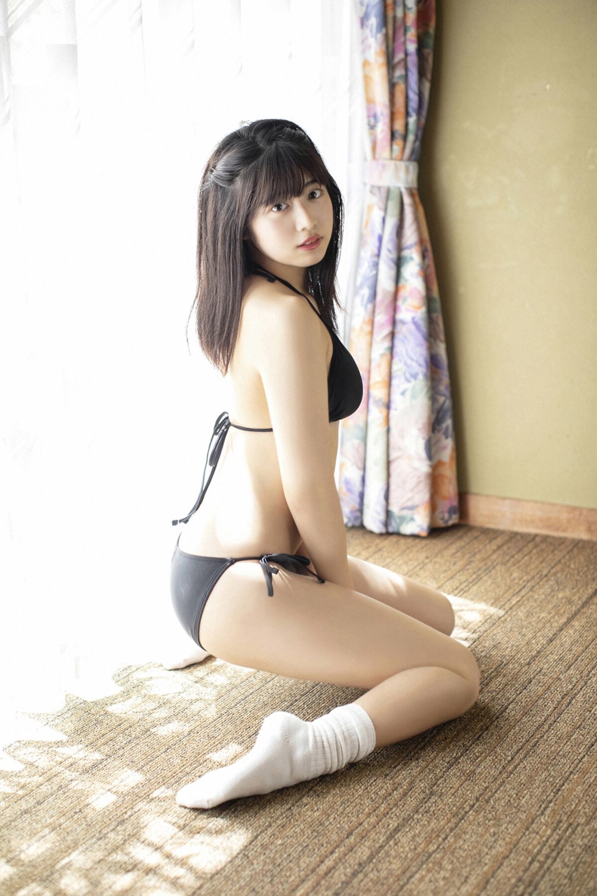 YS Web 2021 02 24 Vol 908 Rio Yoshida 吉田莉桜 可憐 清楚 黒髪美少女18歳 Part1 0050 0280655384.jpg