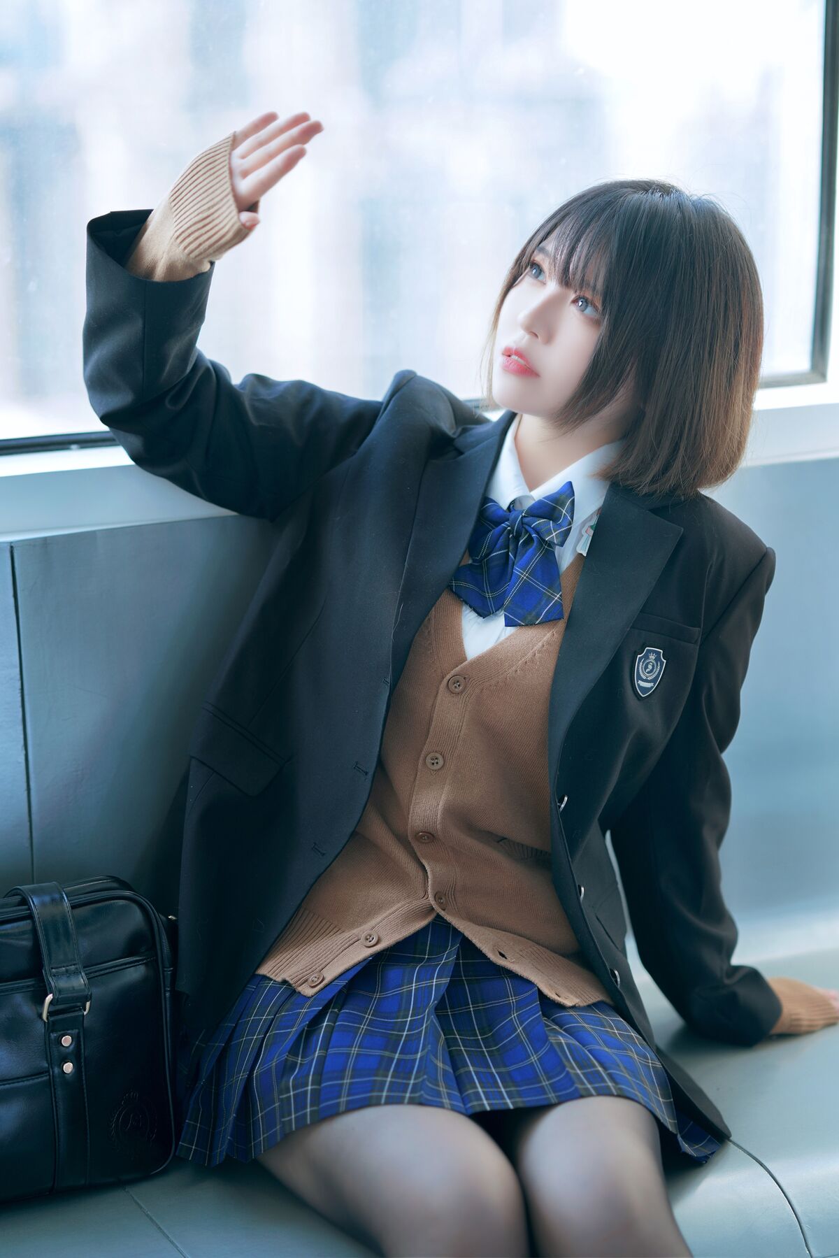 Coser@半半子 彼女の制服姿が好き 电车庭院 0050 6950588015.jpg