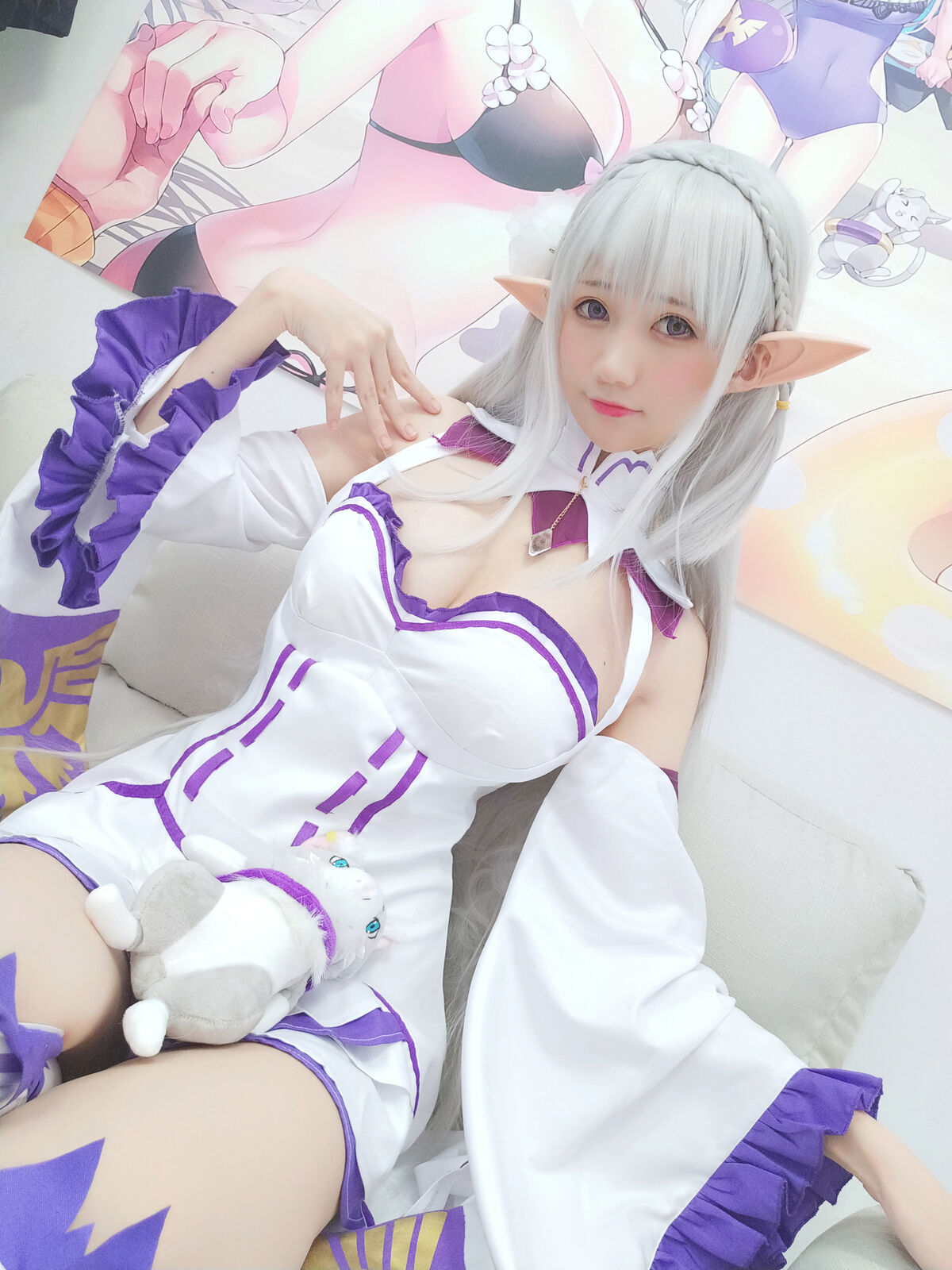 Coser@Nagisa魔物喵 NAGISA魔物喵自撮り05 エミリア 動画入り 0029 6109780171.jpg