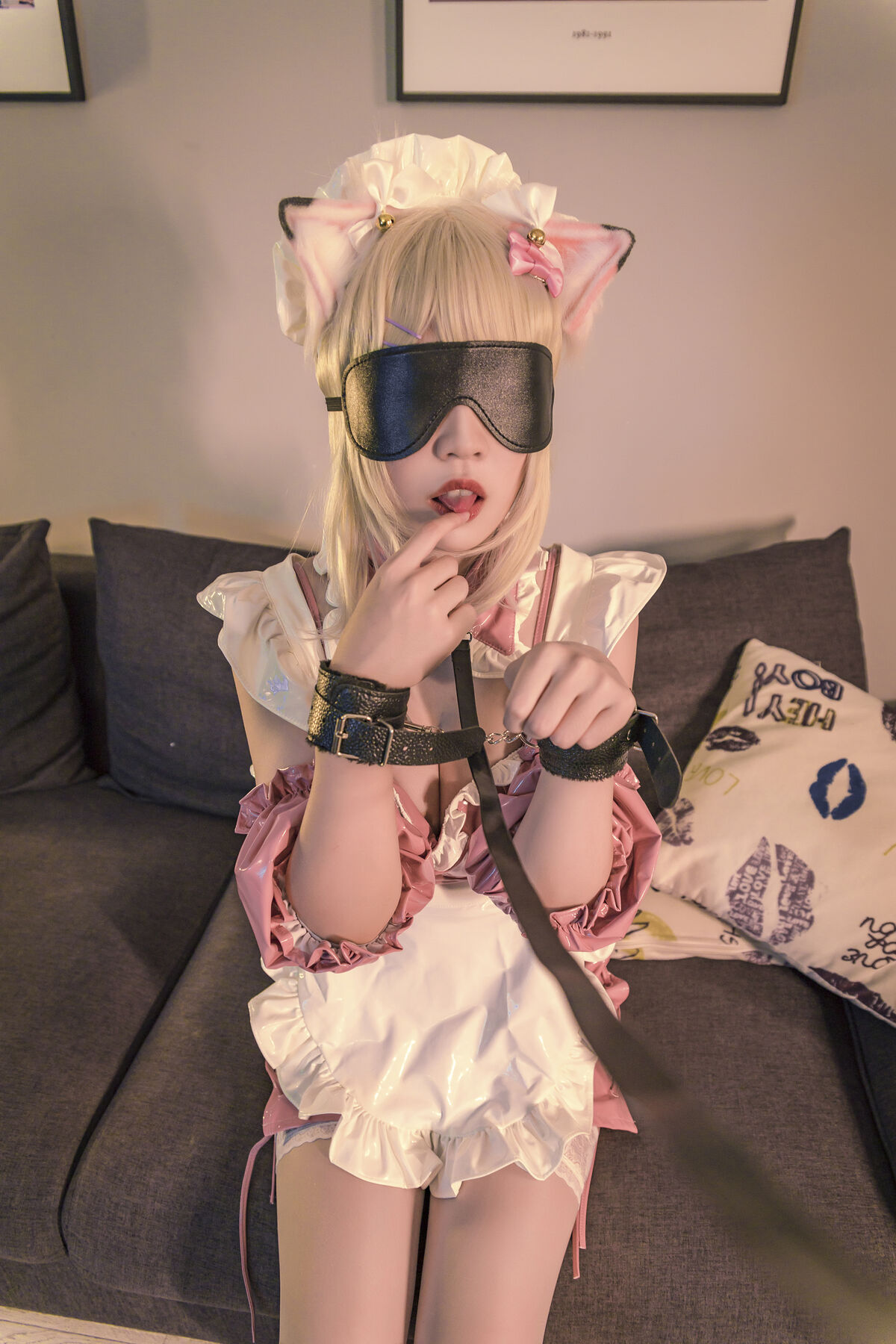 Coser@流年不停_w 束缚猫猫 0002 7687649792.jpg