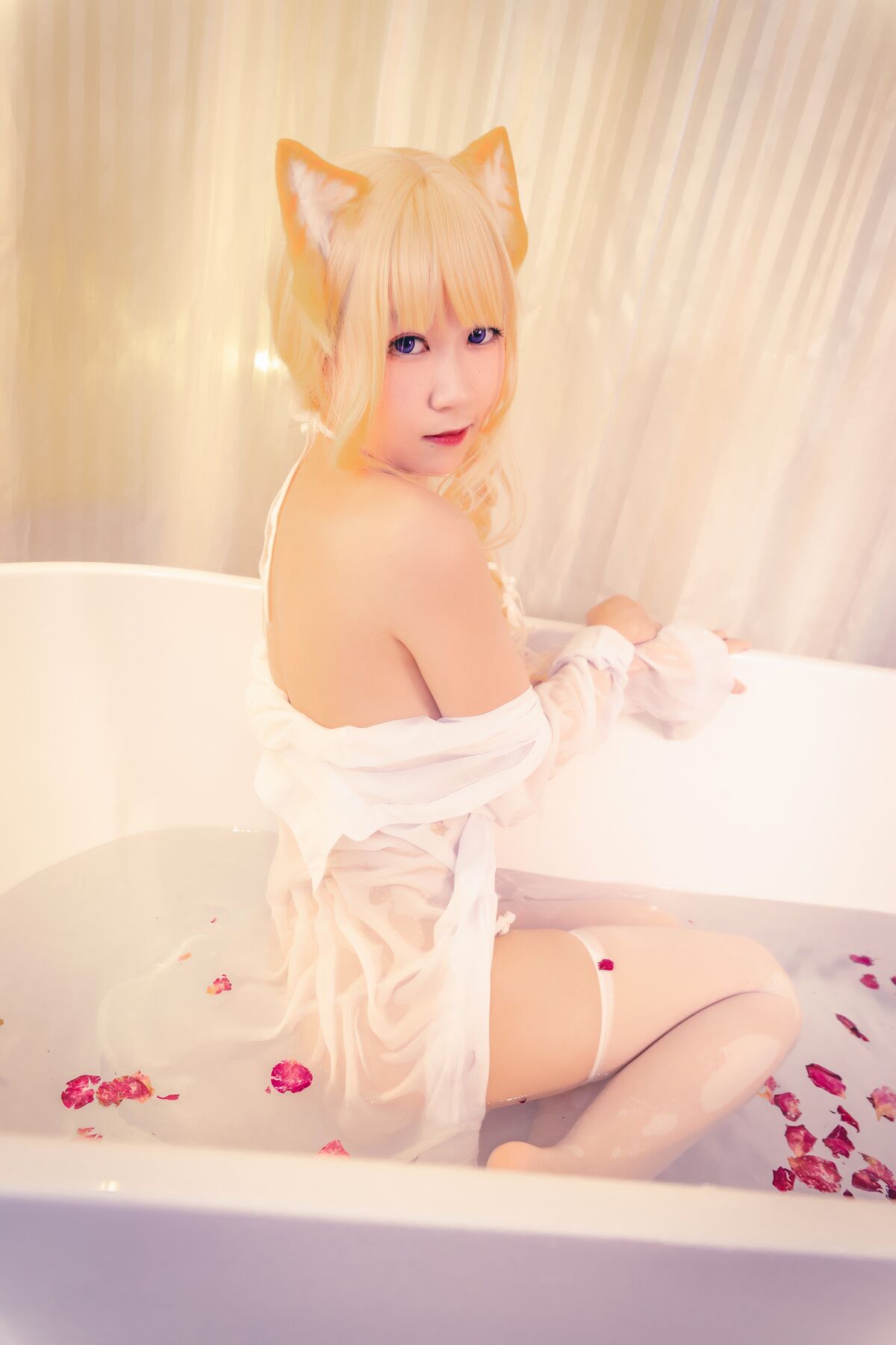 Coser@流年不停_w 浴缸猫咪 0018 0381947276.jpg